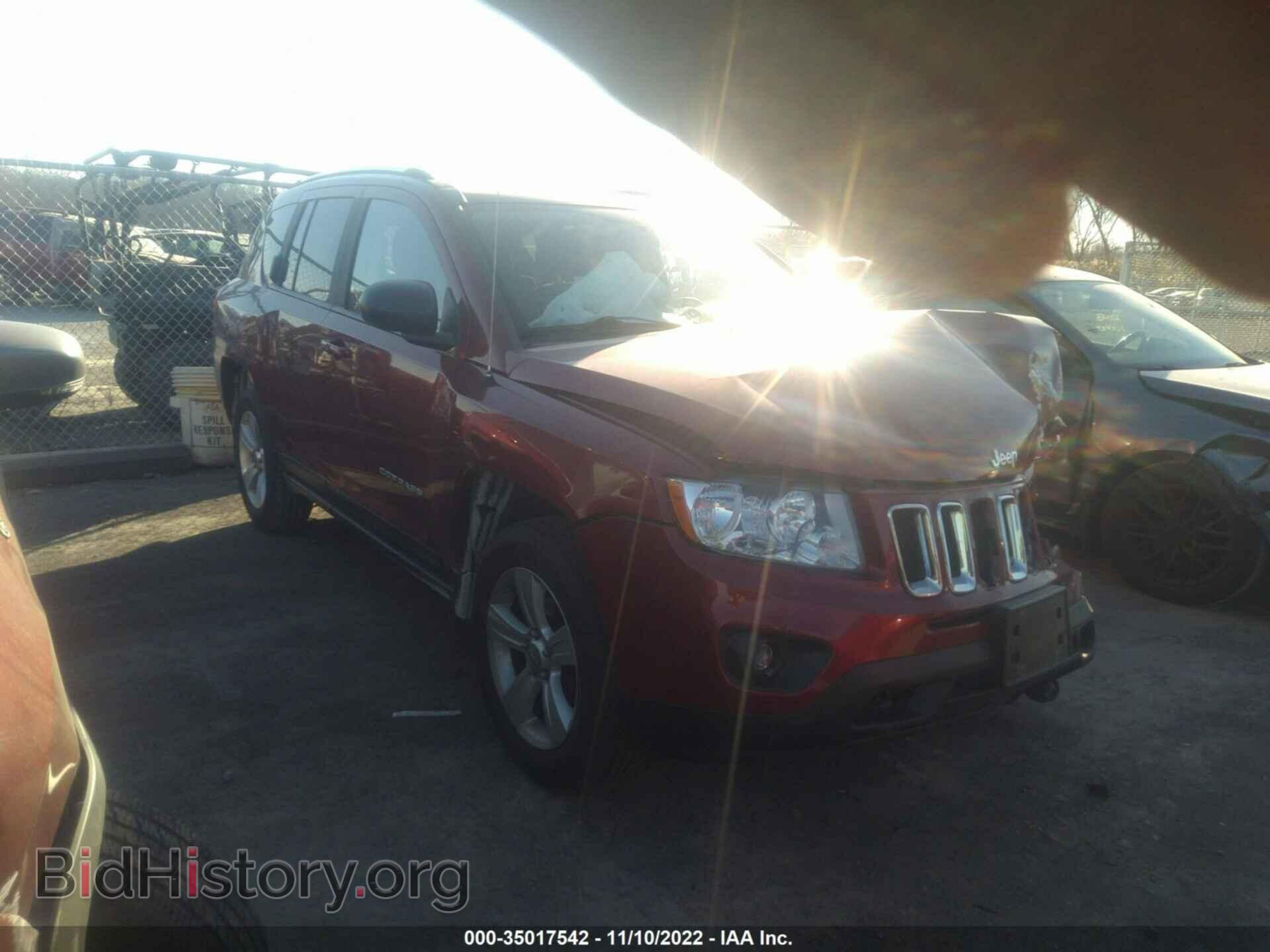 Photo 1J4NF1FB1BD223981 - JEEP COMPASS 2011