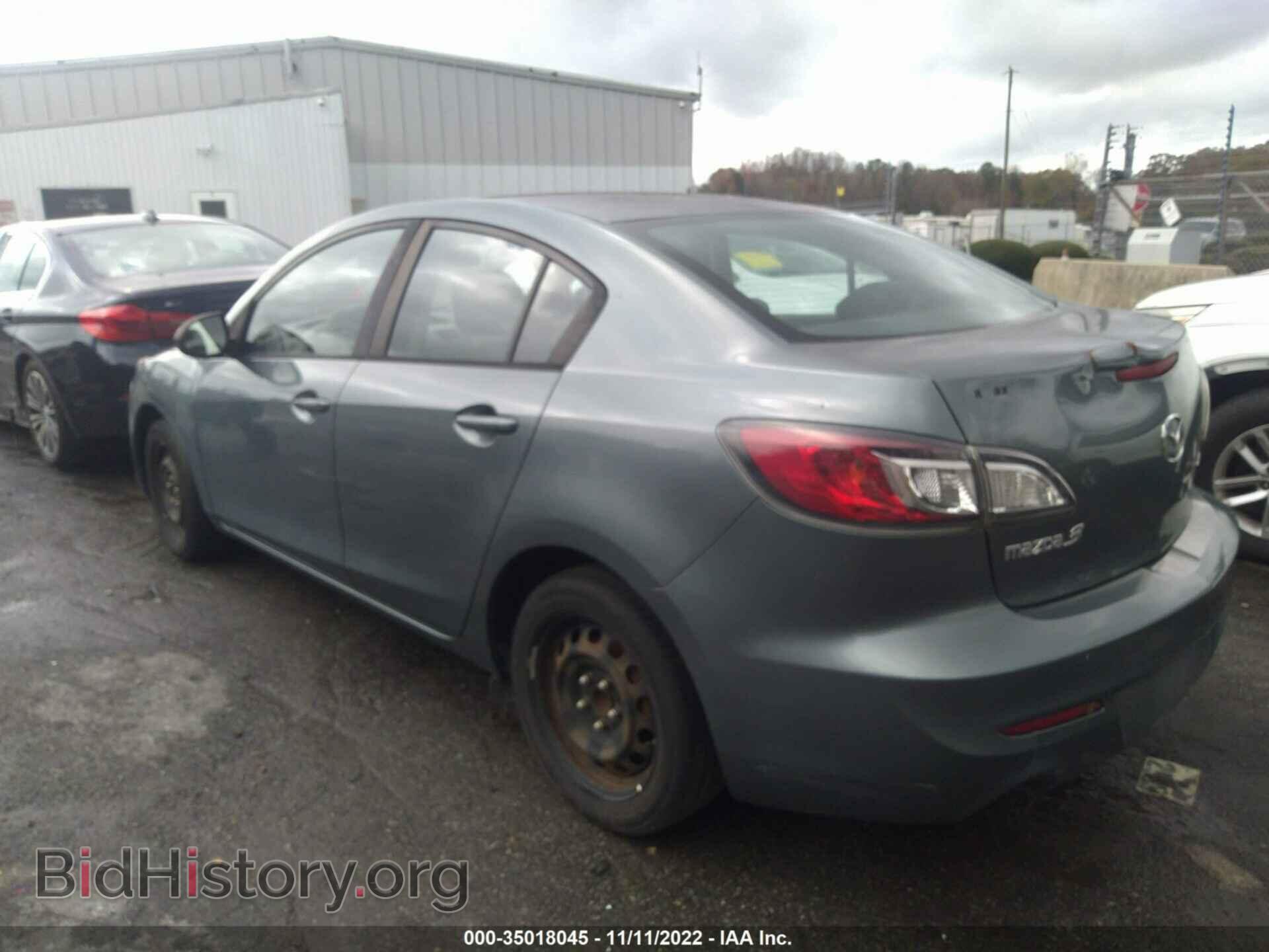 2013 MAZDA MAZDA3 - VIN: JM1BL1U72D1714869 - Фото 3