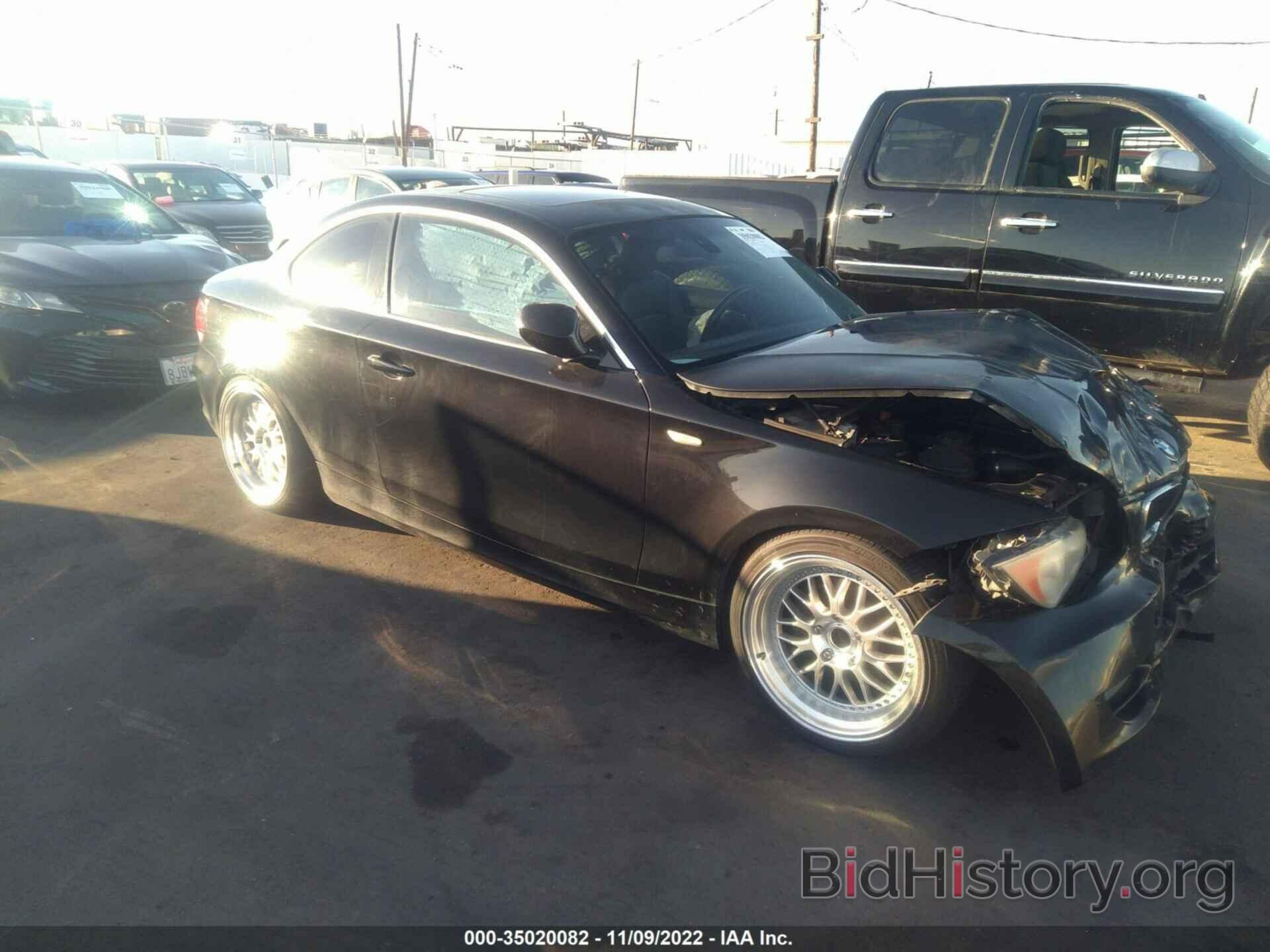 Photo WBAUP9C53AVL89016 - BMW 1 SERIES 2010