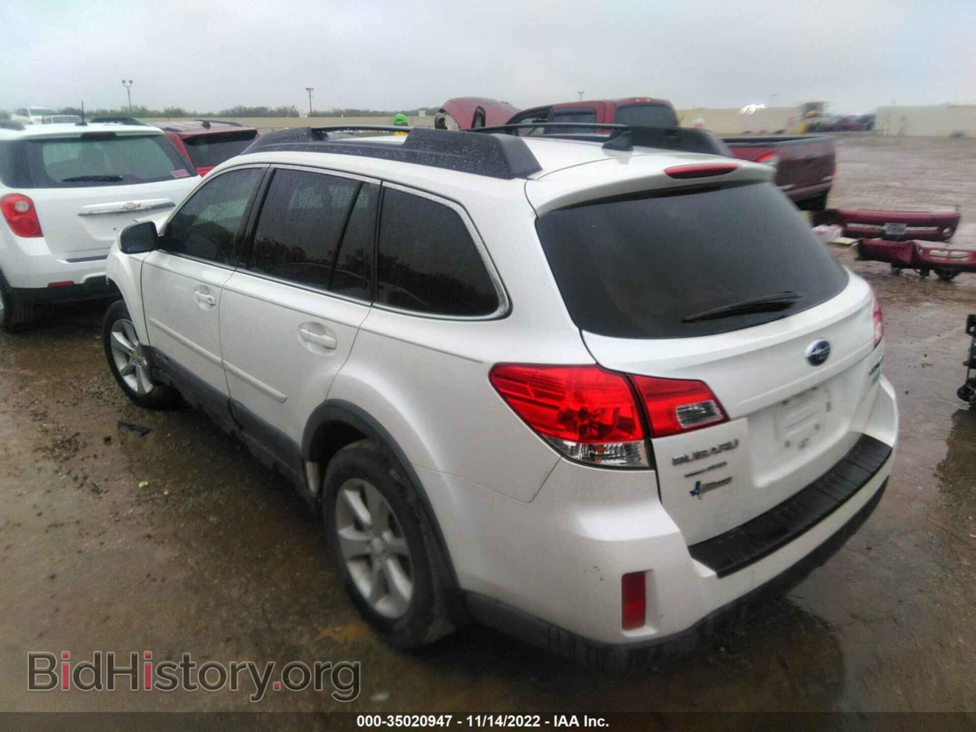 2014 SUBARU OUTBACK - VIN: 4S4BRBCC2E3233945 - Фото 3