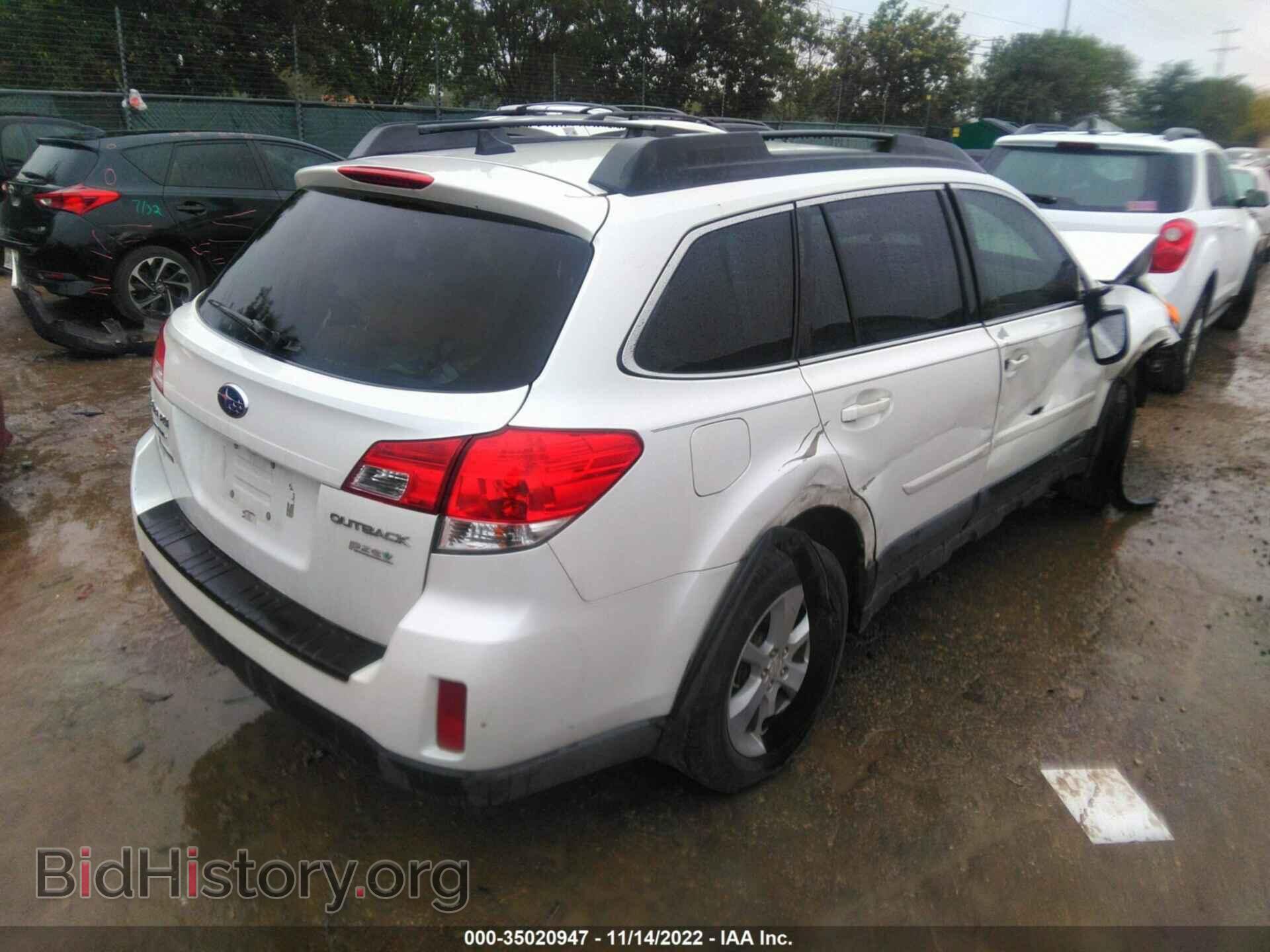2014 SUBARU OUTBACK - VIN: 4S4BRBCC2E3233945 - Фото 4