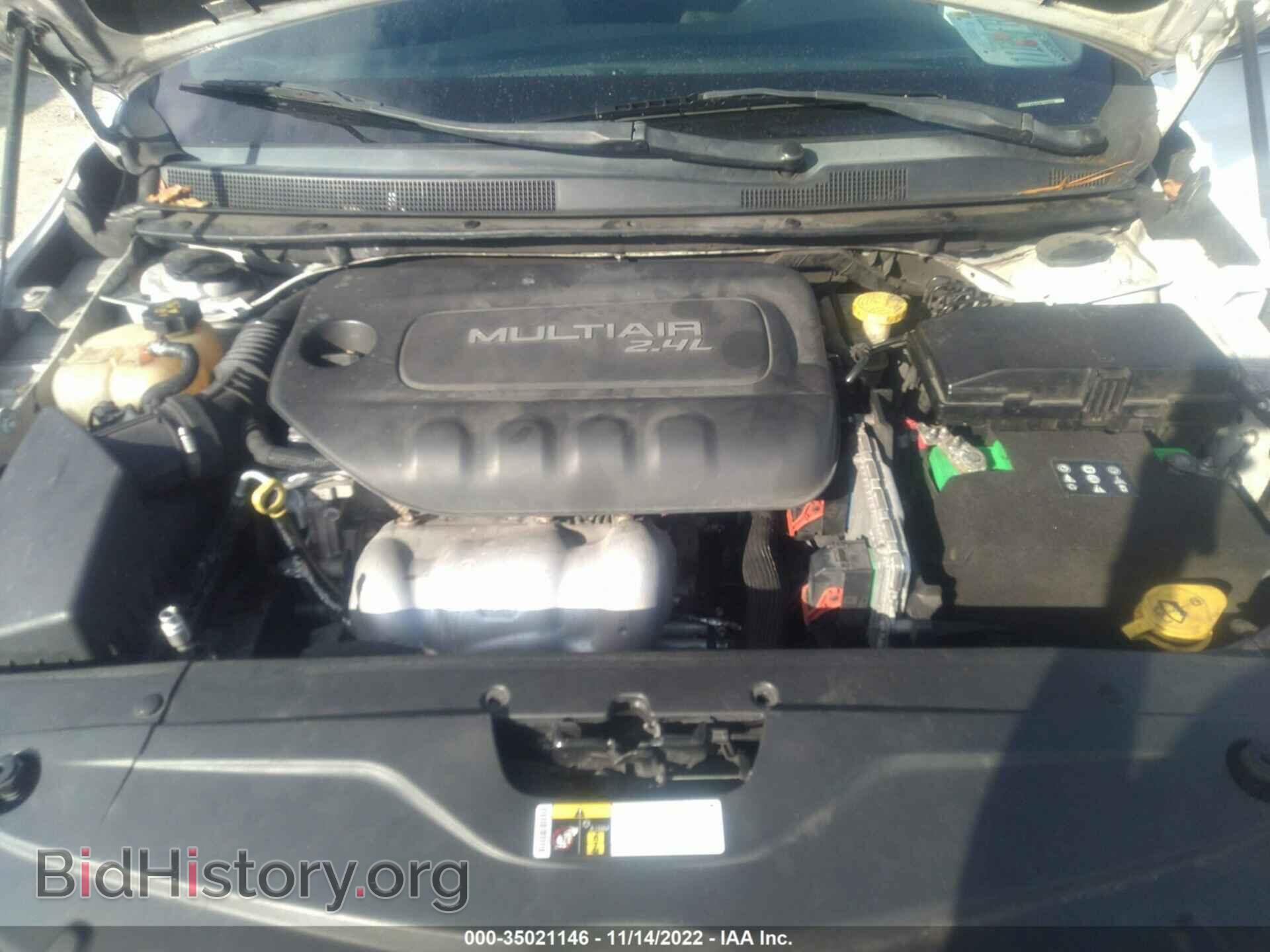 2016 CHRYSLER 200 - VIN: 1C3CCCAB4GN103039 - Фото 10