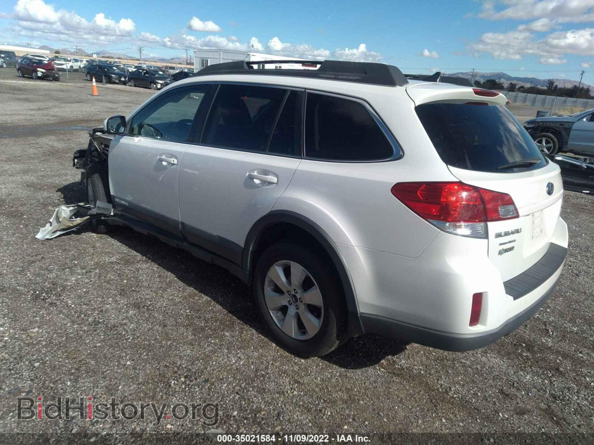 2011 SUBARU OUTBACK - VIN: 4S4BRDKC1B2400178 - Фото 3