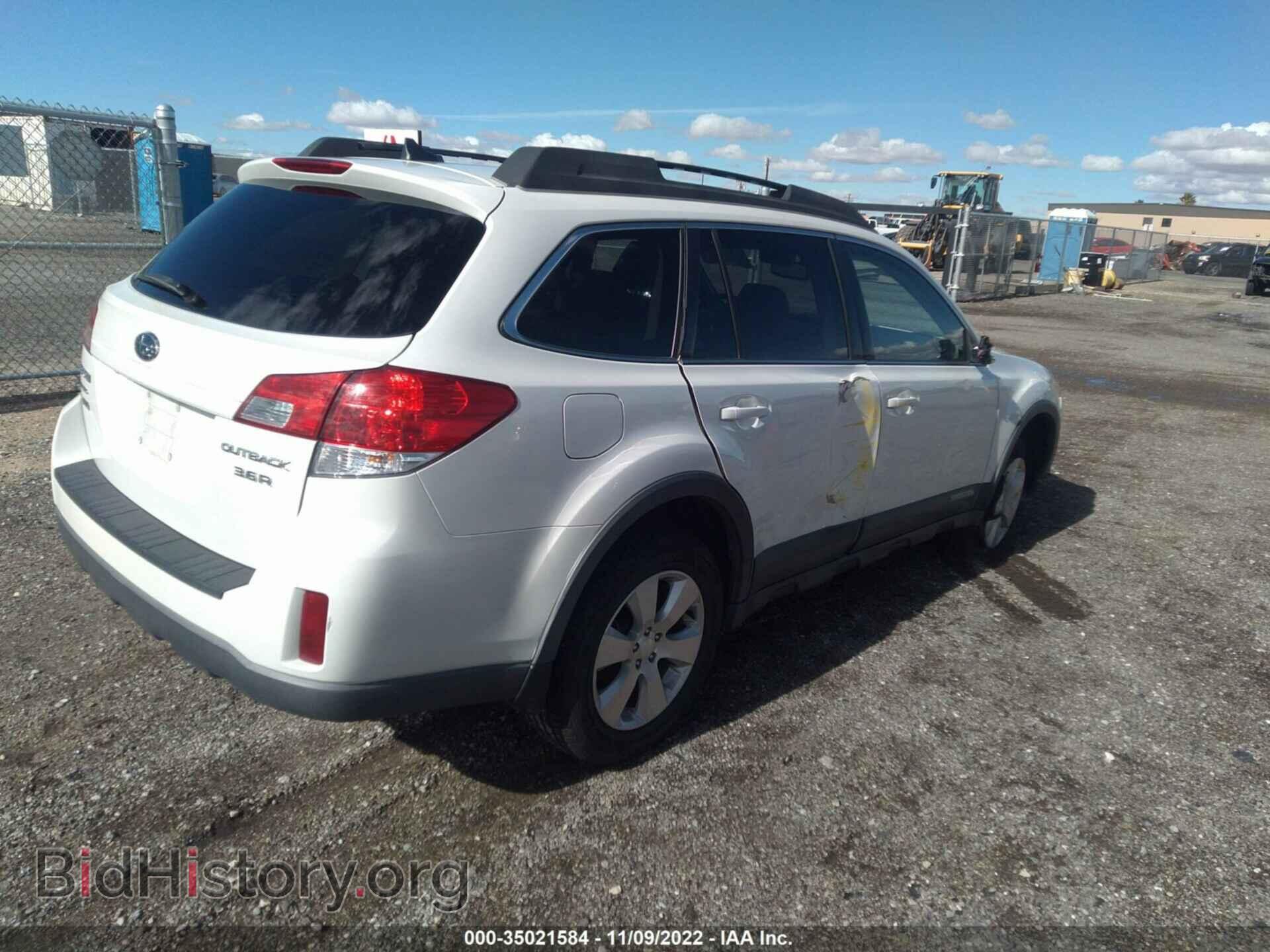 2011 SUBARU OUTBACK - VIN: 4S4BRDKC1B2400178 - Фото 4