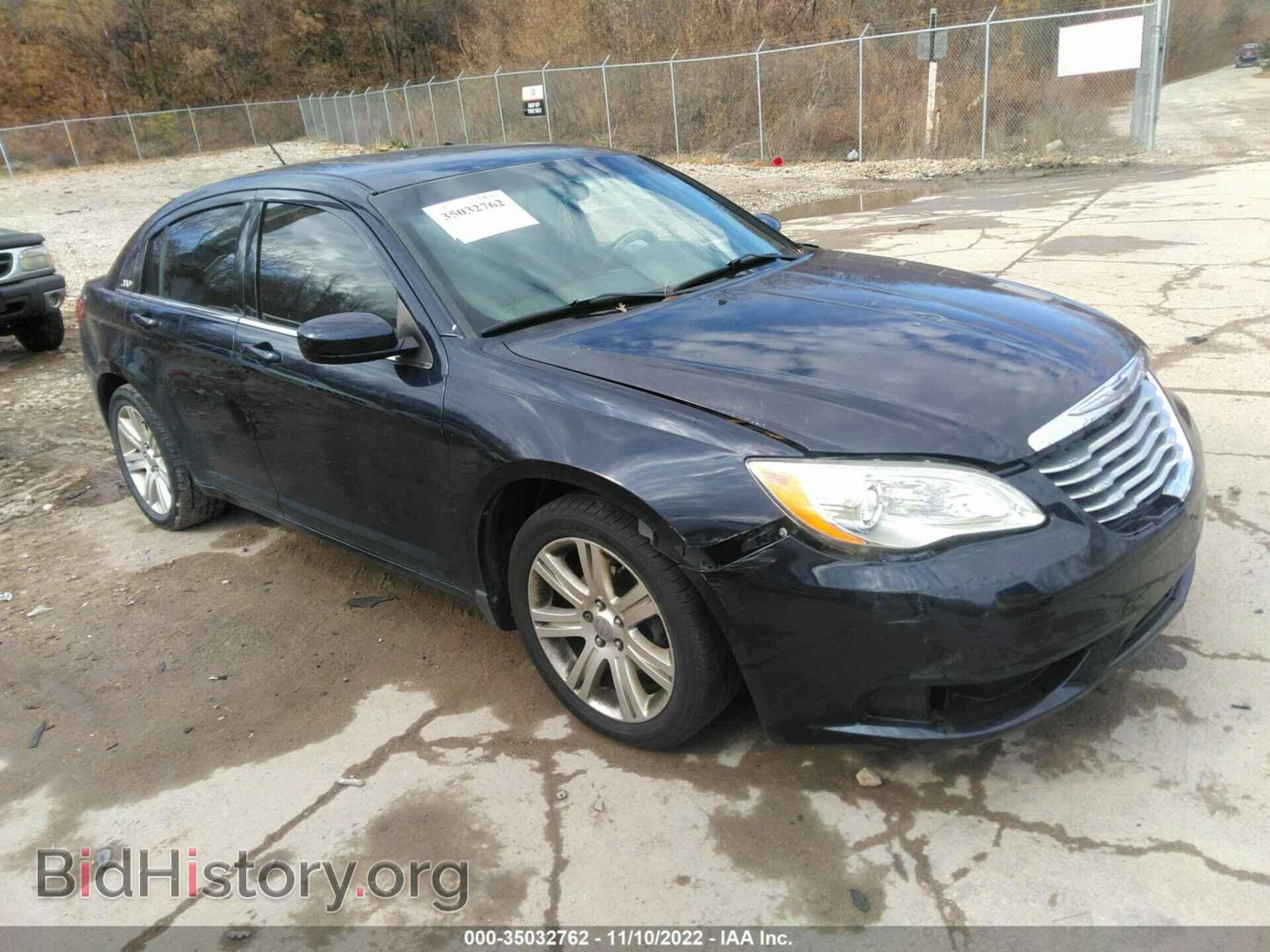 Photo 1C3BC1FB2BN600382 - CHRYSLER 200 2011