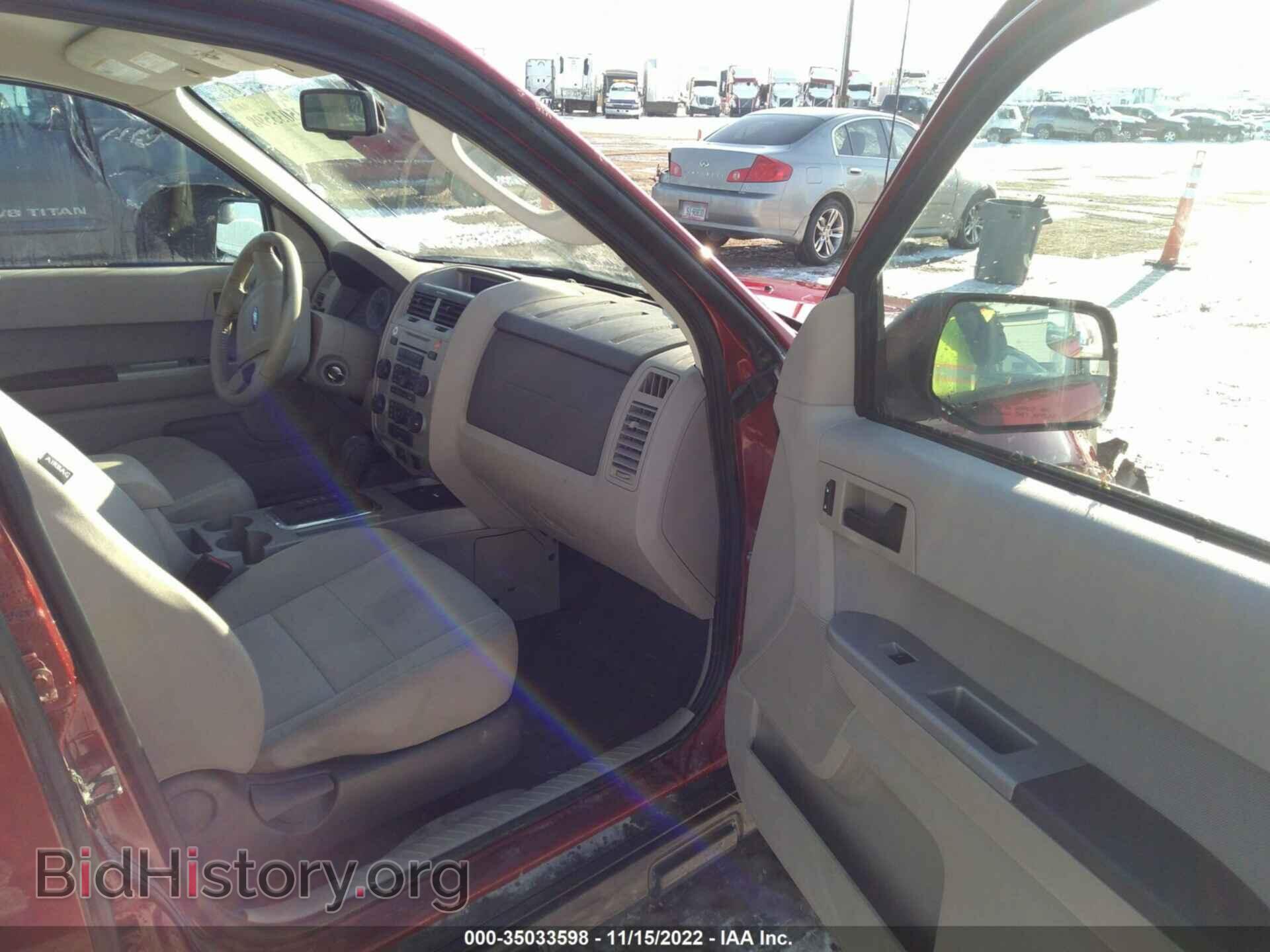 2010 FORD ESCAPE - VIN: 1FMCU9D71AKB95184 - Фото 5
