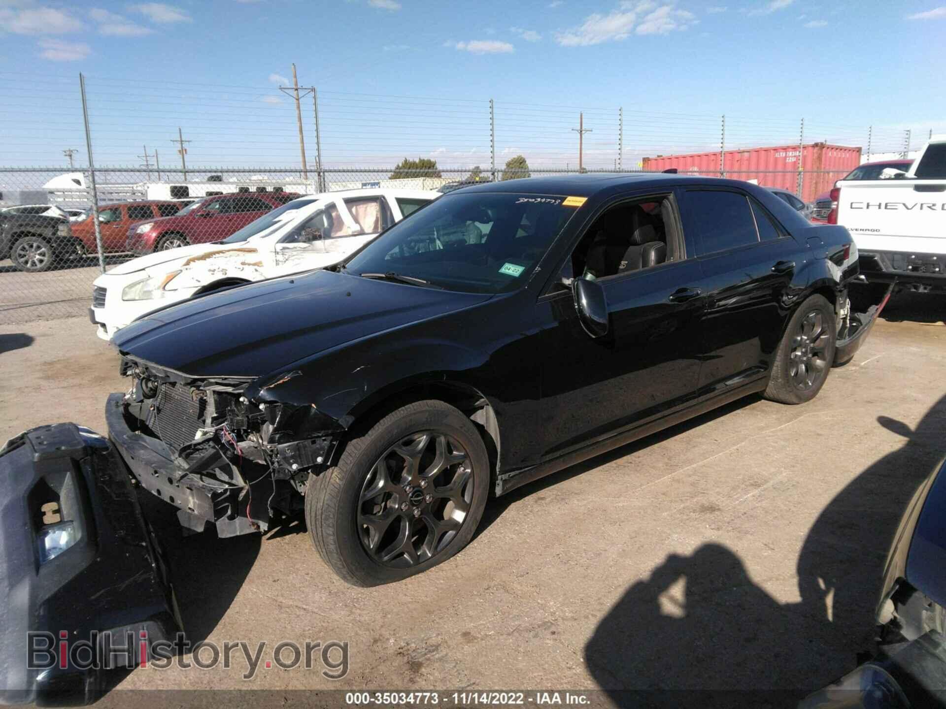 2016 CHRYSLER 300 - VIN: 2C3CCAGG3GH270363 - Фото 2