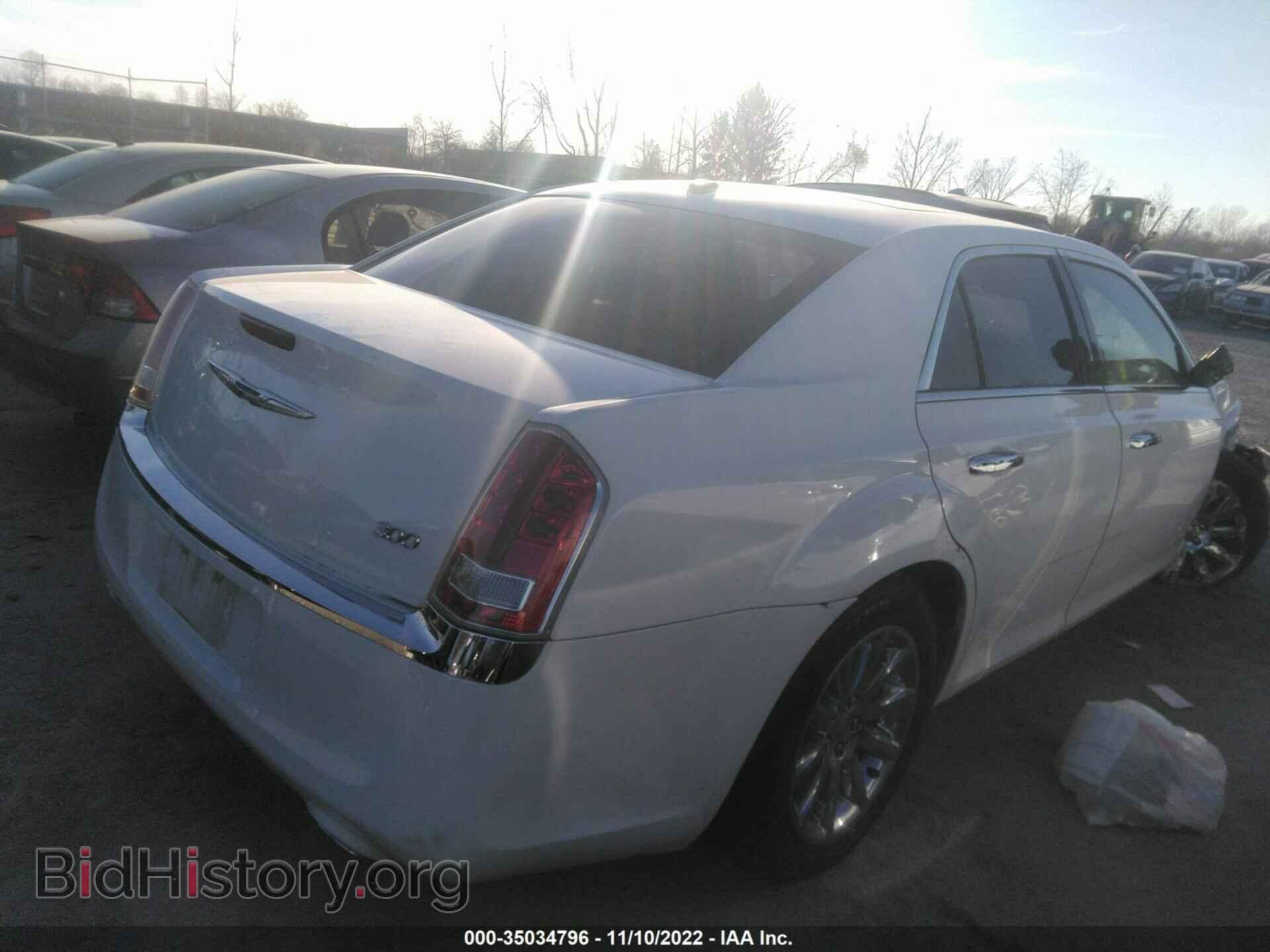 2011 CHRYSLER 300 - VIN: 2C3CA5CG2BH537360 - Фото 4