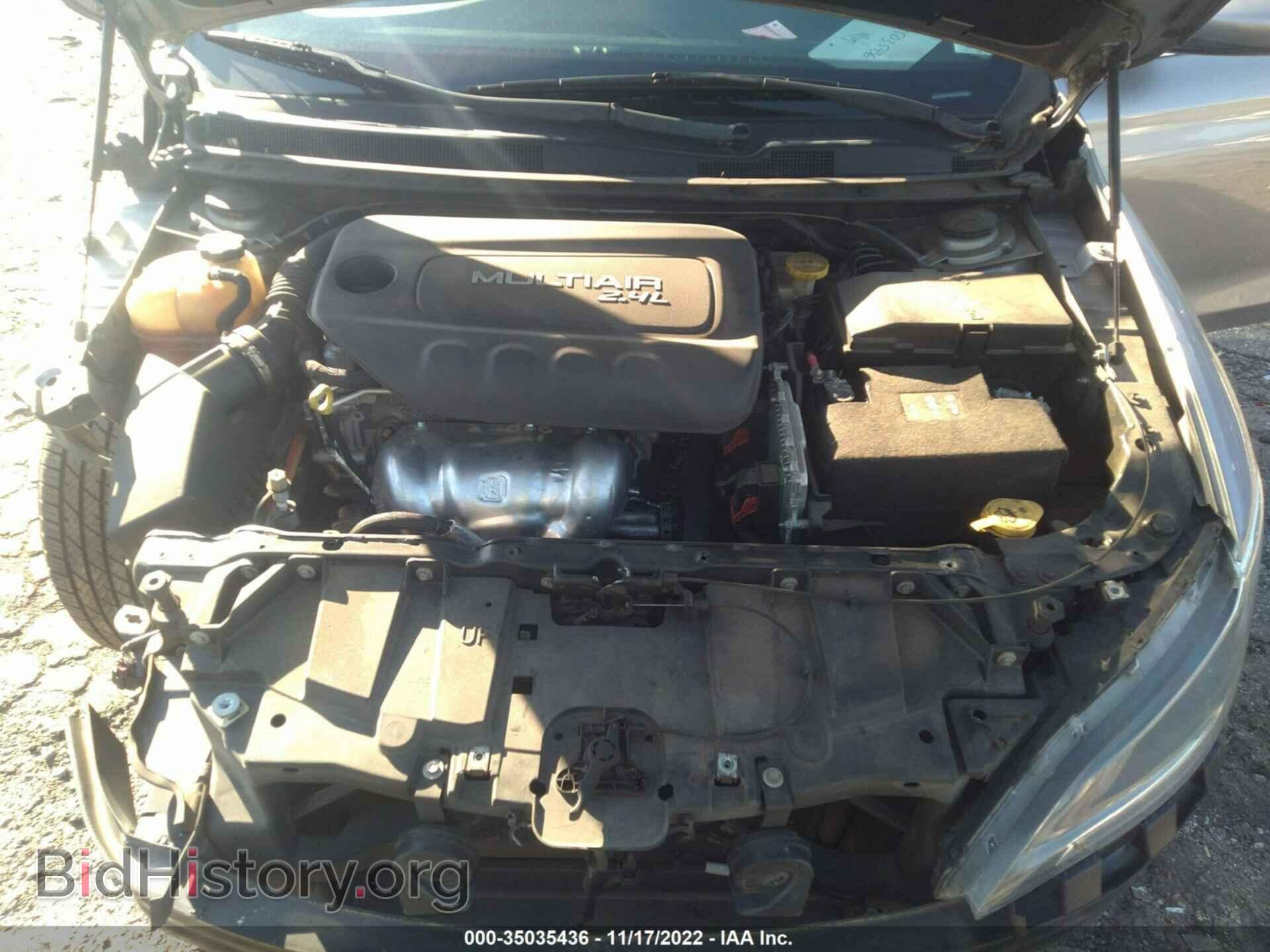 2016 CHRYSLER 200 - VIN: 1C3CCCAB8GN129014 - Фото 10