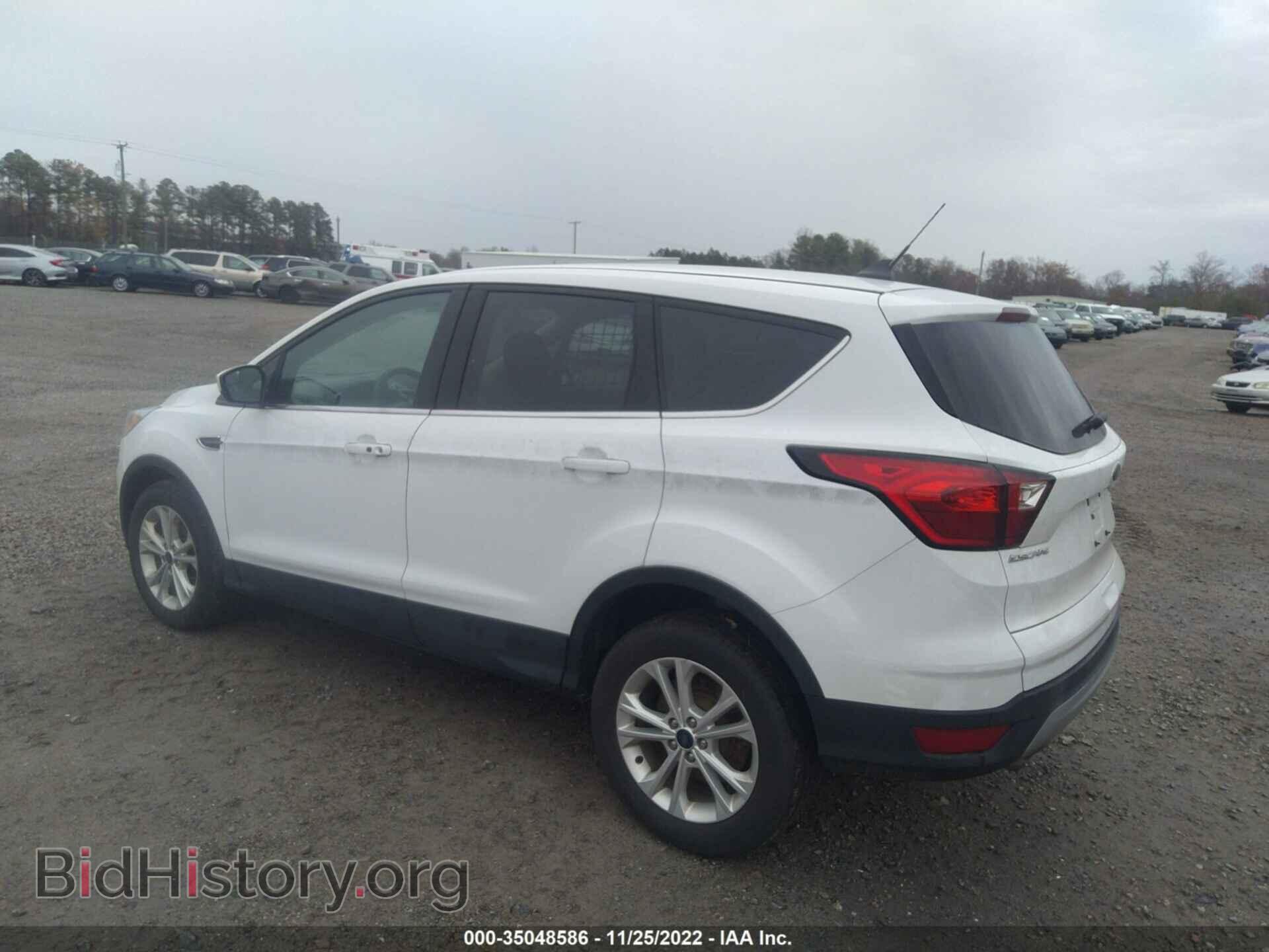 2019 FORD ESCAPE - VIN: 1FMCU0GD2KUC36795 - Фото 3