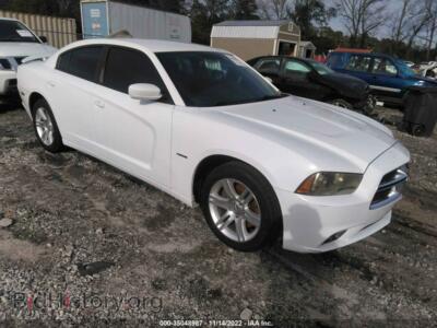 2011 Dodge CHARGER RT, белый — VIN 2B3CL5CTXBH610270, IAAI