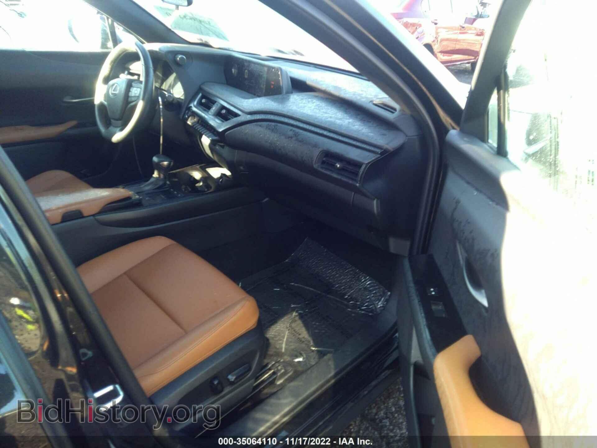 2019 LEXUS UX - VIN: JTHY3JBH2K2007640 - Photo 5