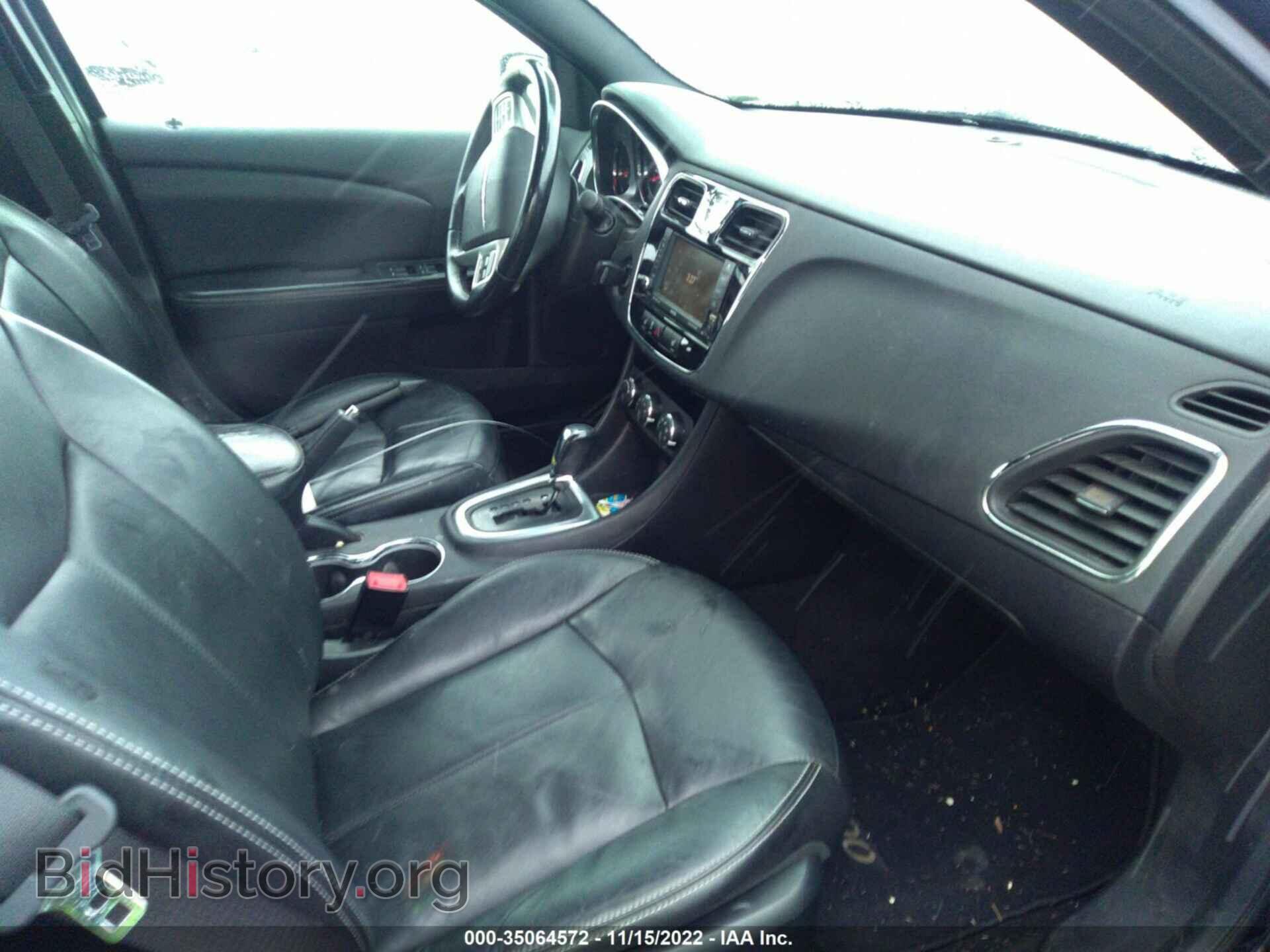 2011 CHRYSLER 200 - VIN: 1C3BC2FB8BN598174 - Фото 5
