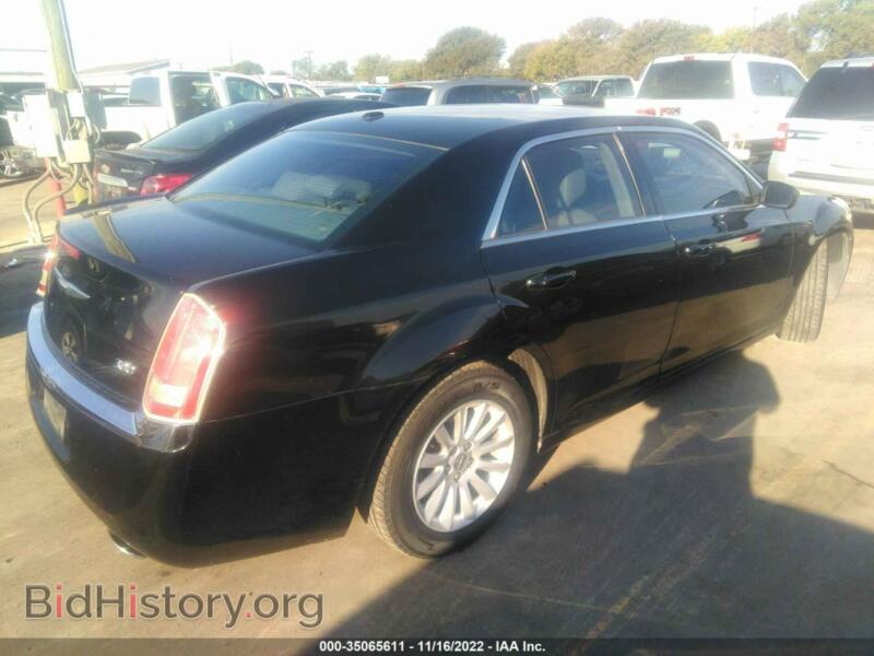 2013 Chrysler 300 (VIN 2C3CCAAG6DH528850) — фото 4 из 11