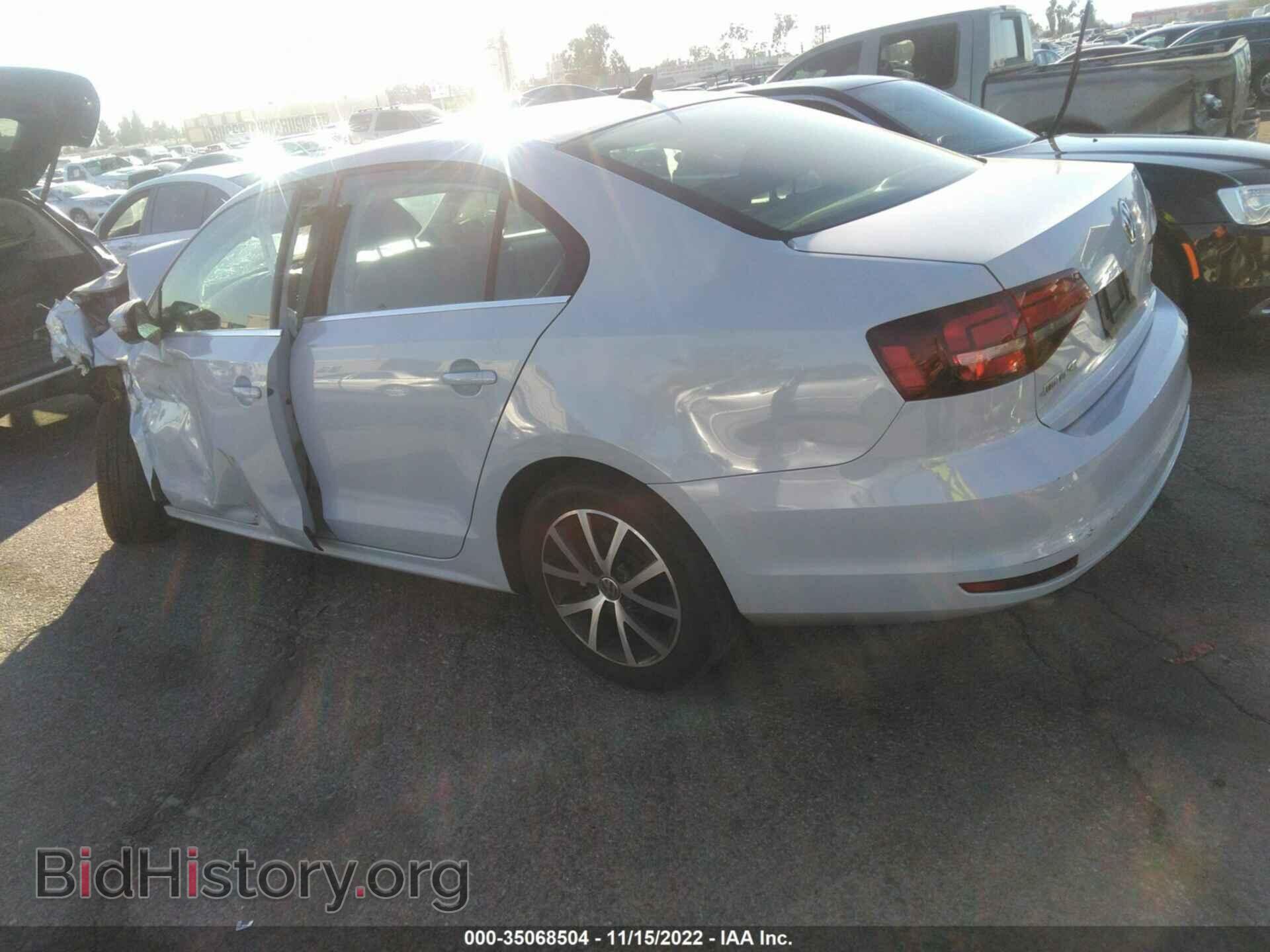 2017 VOLKSWAGEN JETTA - VIN: 3VWDB7AJ2HM340669 - Фото 3