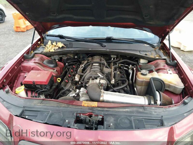 2013 Chrysler 300 (VIN 2C3CCAET0DH728159) — photo 10 of 11