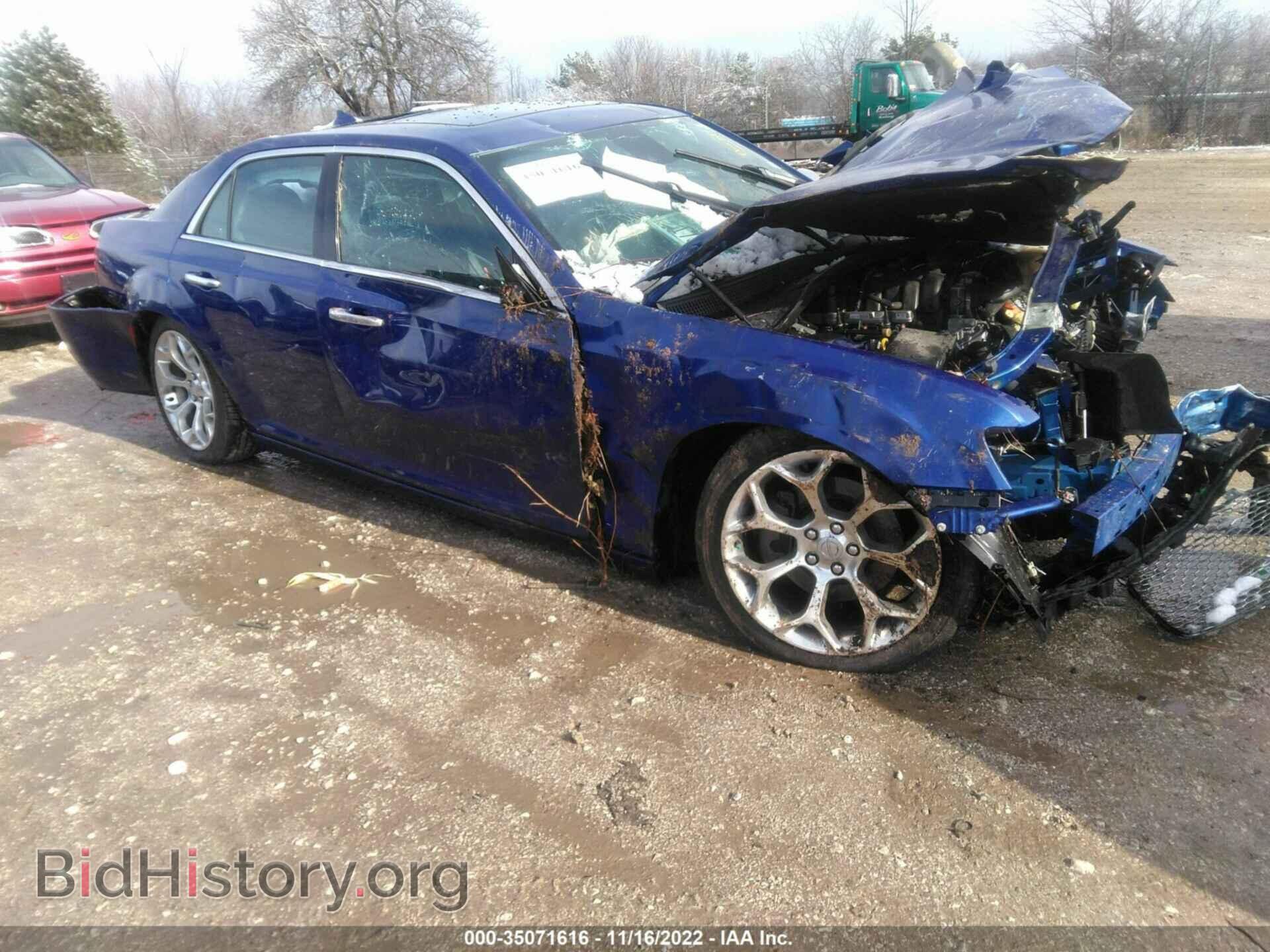 Фотография 2C3CCAPT9KH556837 - CHRYSLER 300 2019