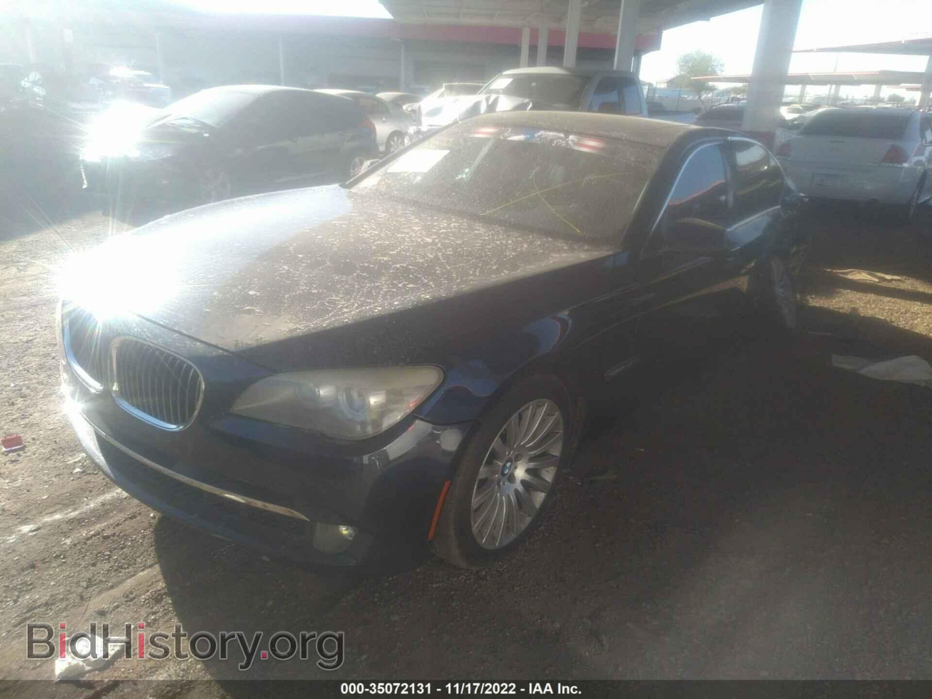 2011 BMW 7 SERIES - VIN: WBAKC8C50BC433872 - Фото 2
