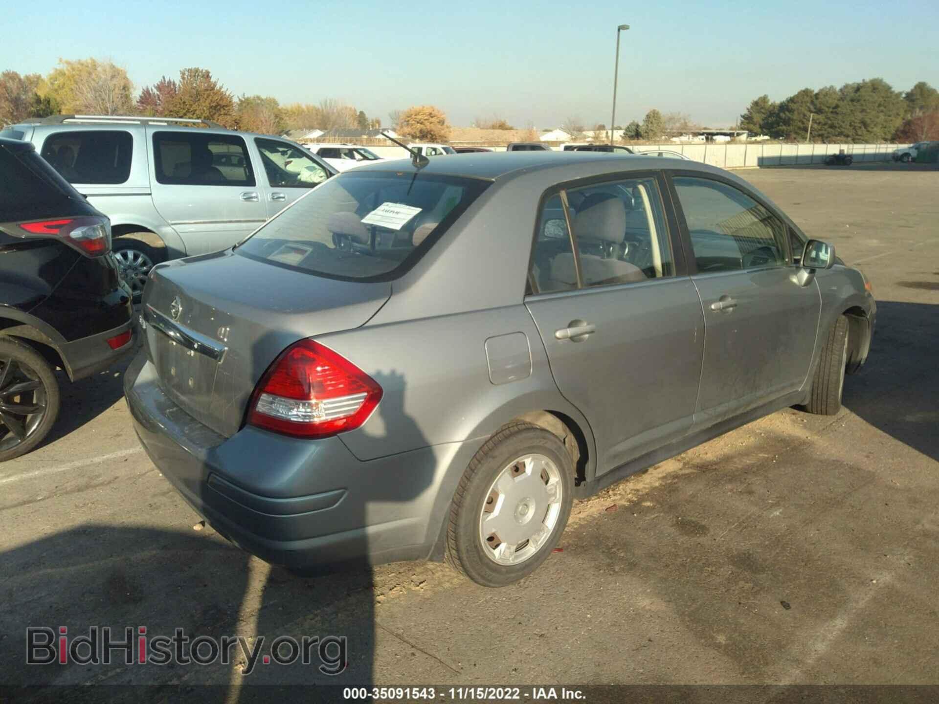 2008 NISSAN VERSA - VIN: 3N1BC11E98L388024 - Фото 4