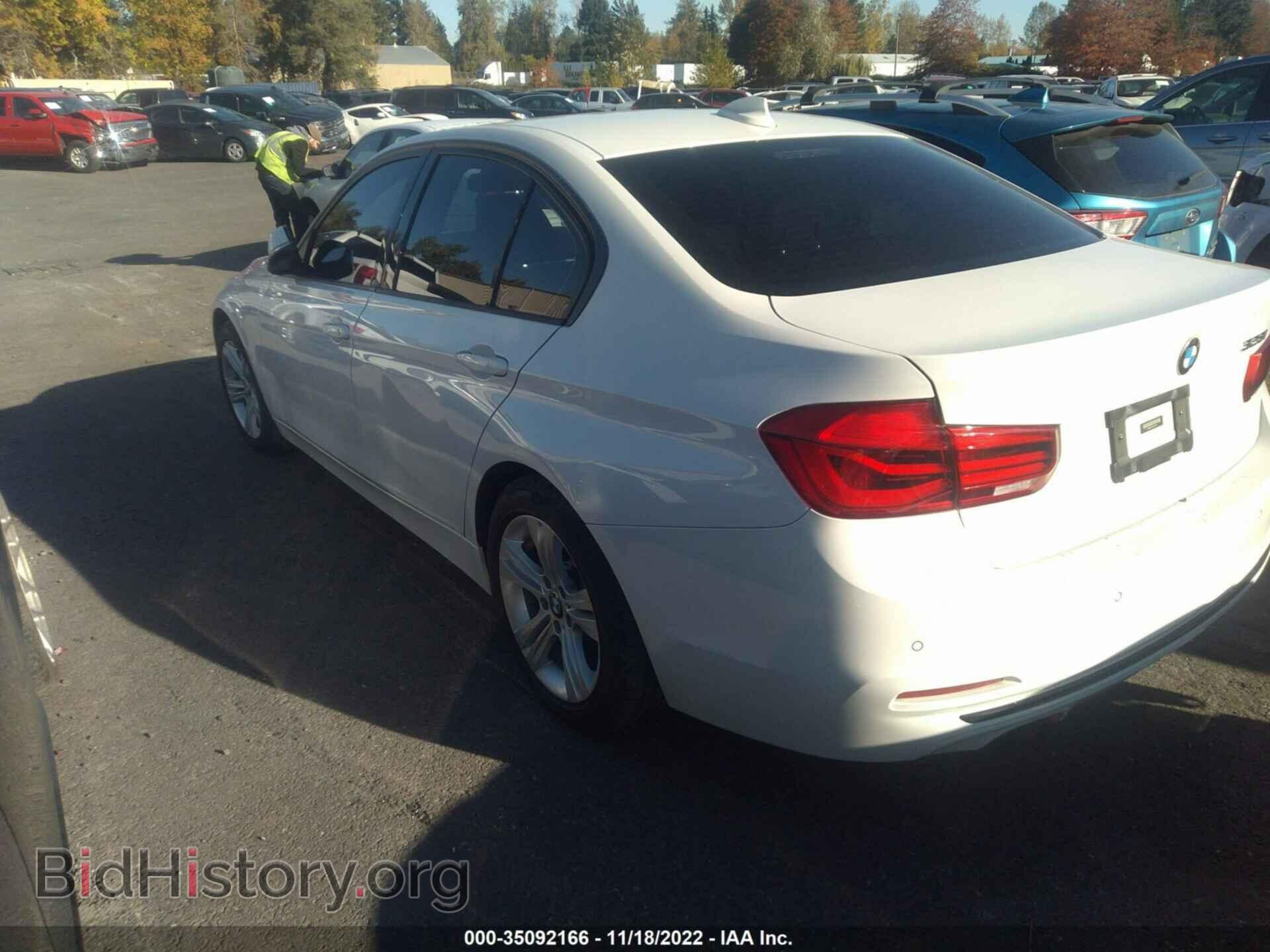 2016 BMW 3 SERIES - VIN: WBA8E9C59GK647704 - Фото 3