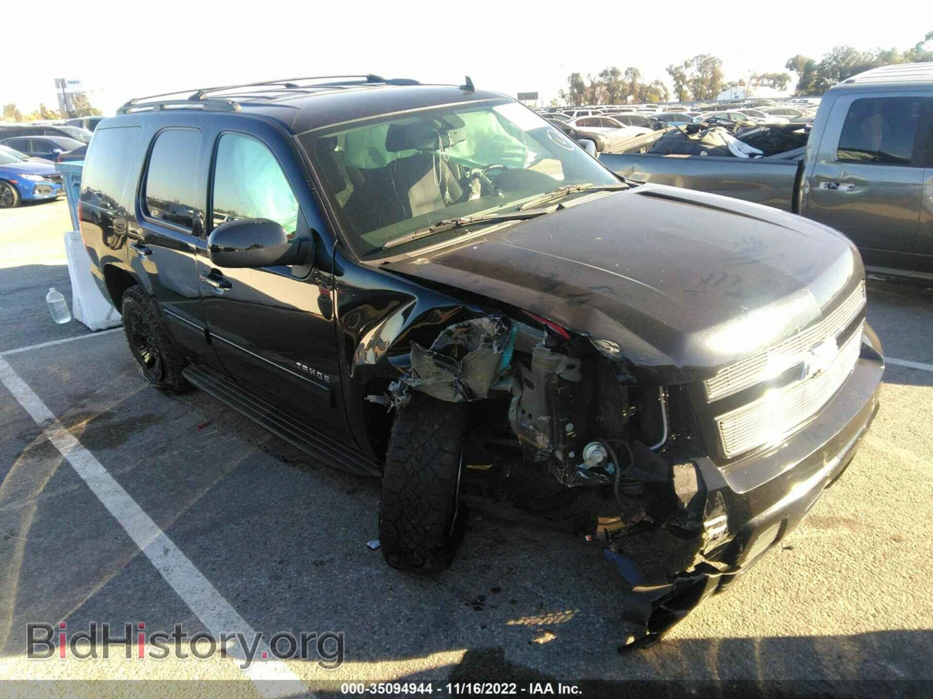 Photo 1GNSCAE09BR397664 - CHEVROLET TAHOE 2011
