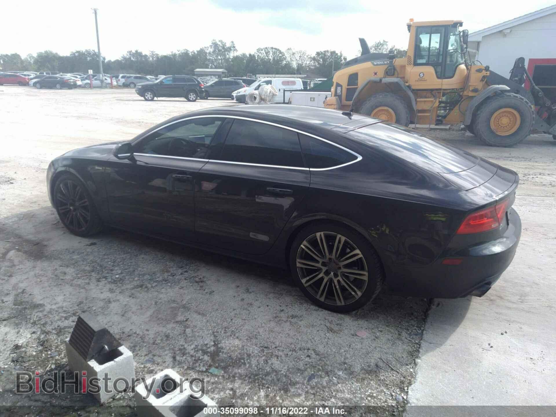 2012 AUDI A7 - VIN: WAUYGAFC5CN142497 - Фото 3