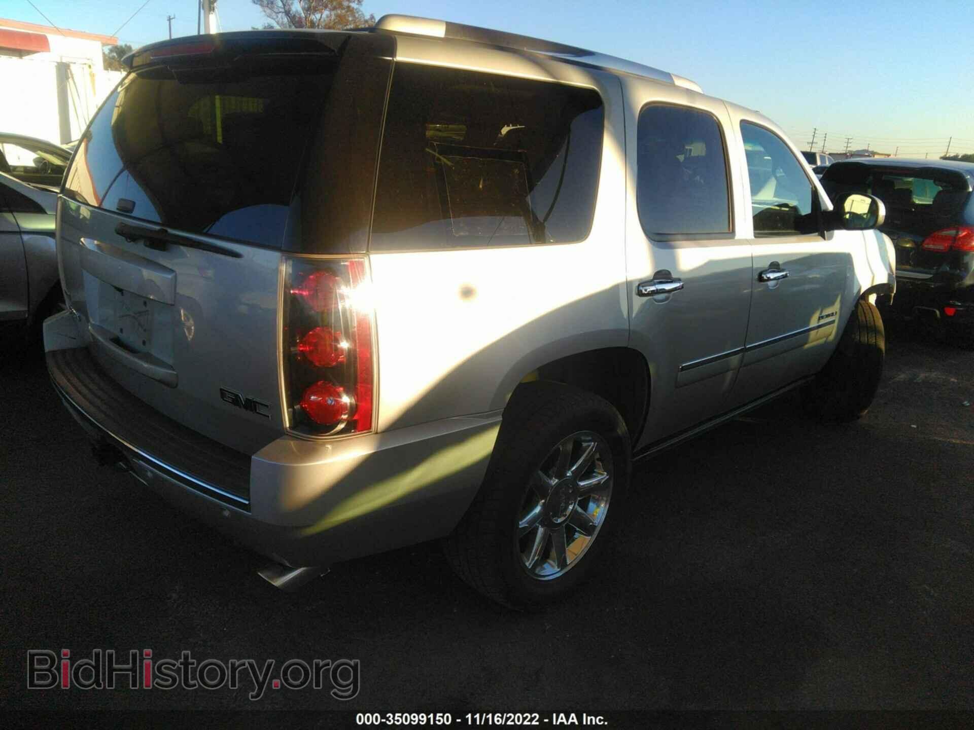 2010 GMC YUKON - VIN: 1GKUKEEF4AR278326 - Photo 4
