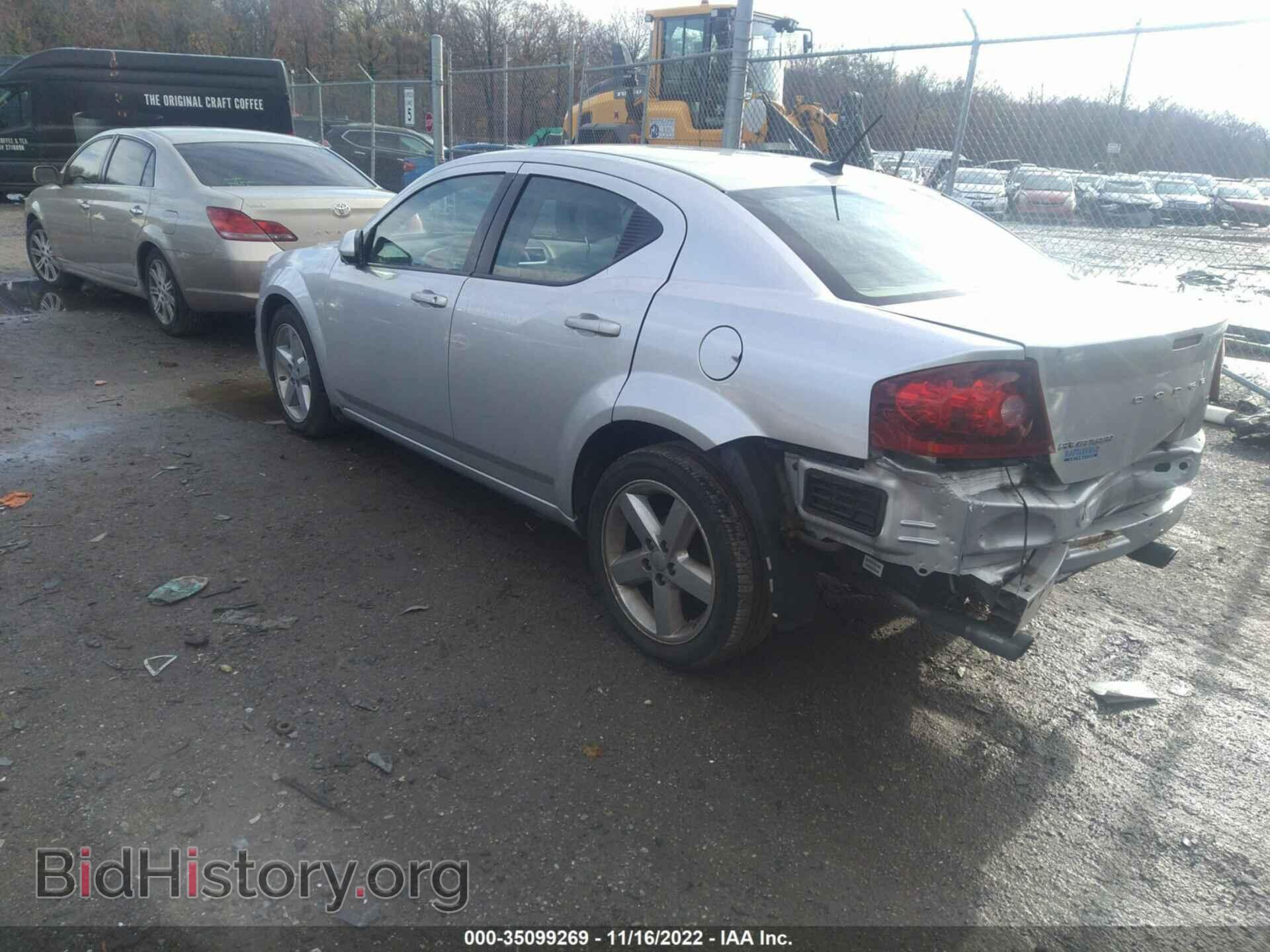 2011 DODGE AVENGER - VIN: 1B3BD2FG1BN572389 - Photo 3