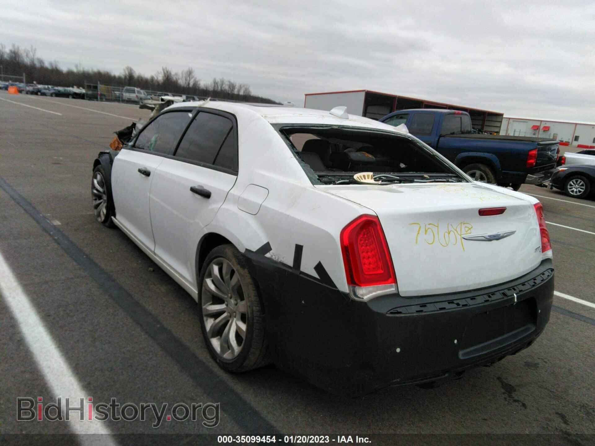 2015 CHRYSLER 300 - VIN: 2C3CCAPT2FH756593 - Фото 3
