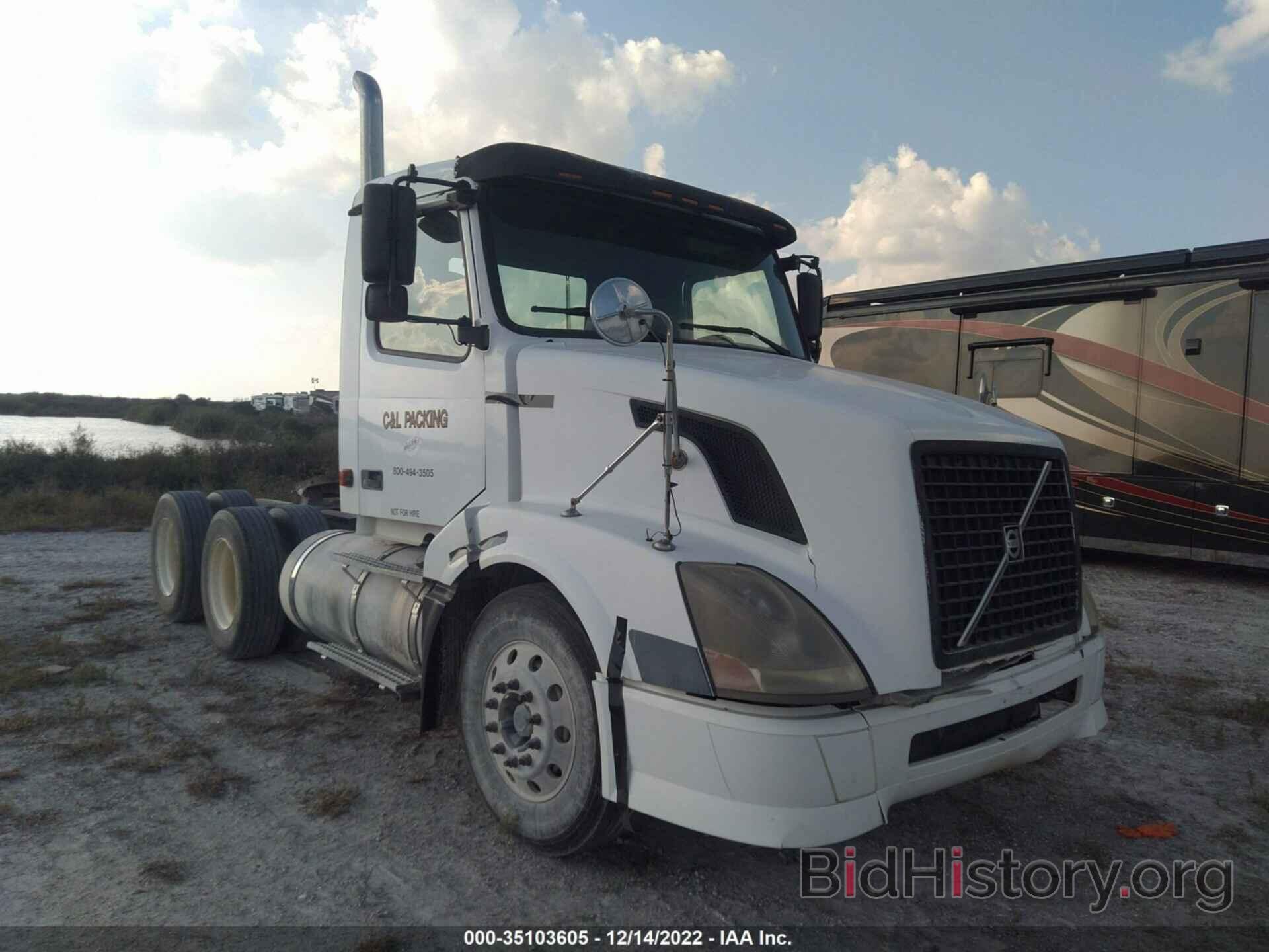 Photo 4V4NC9GHX6N405182 - VOLVO VN 2006