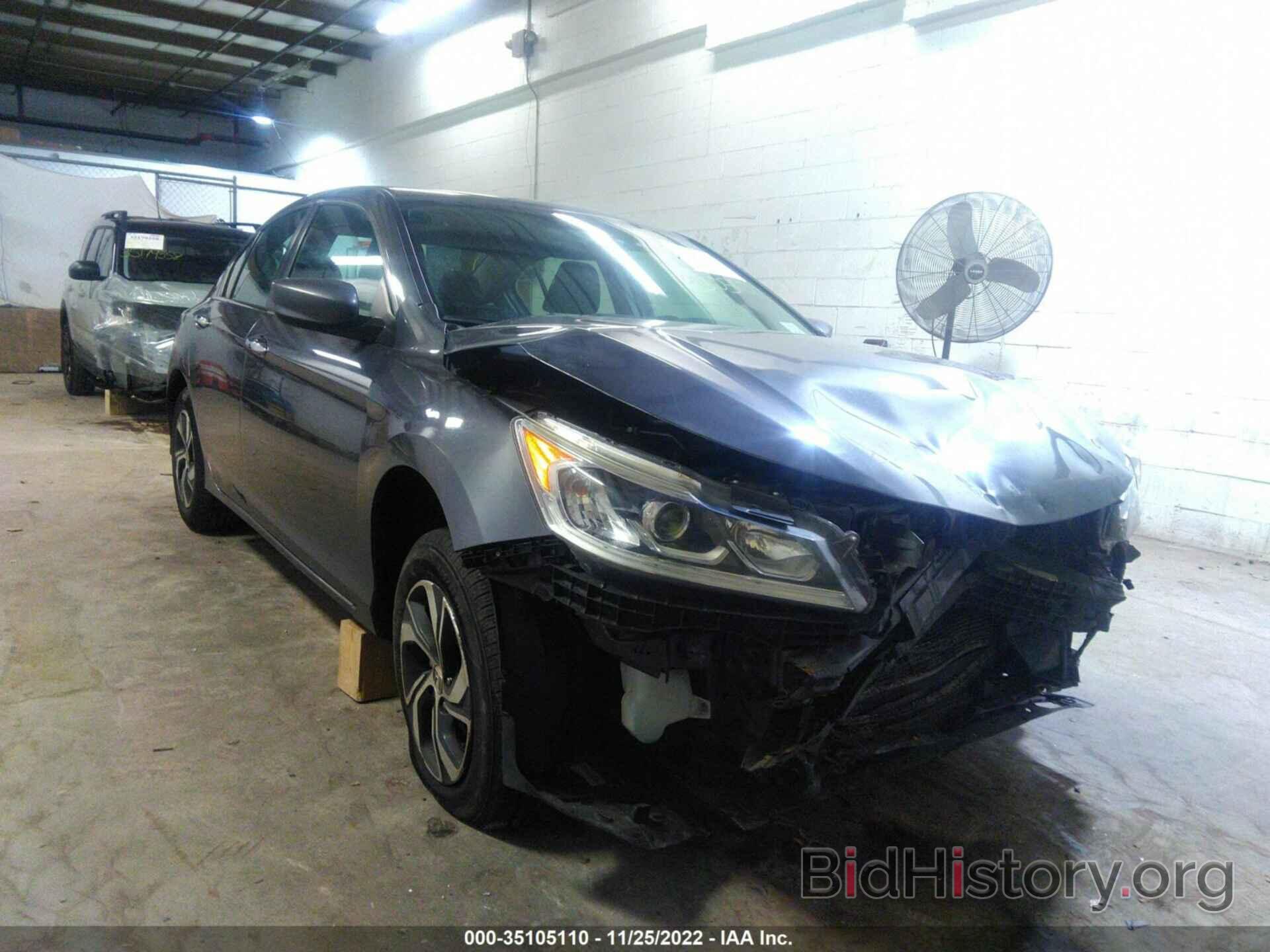 Photo 1HGCR2F35GA136680 - HONDA ACCORD SEDAN 2016