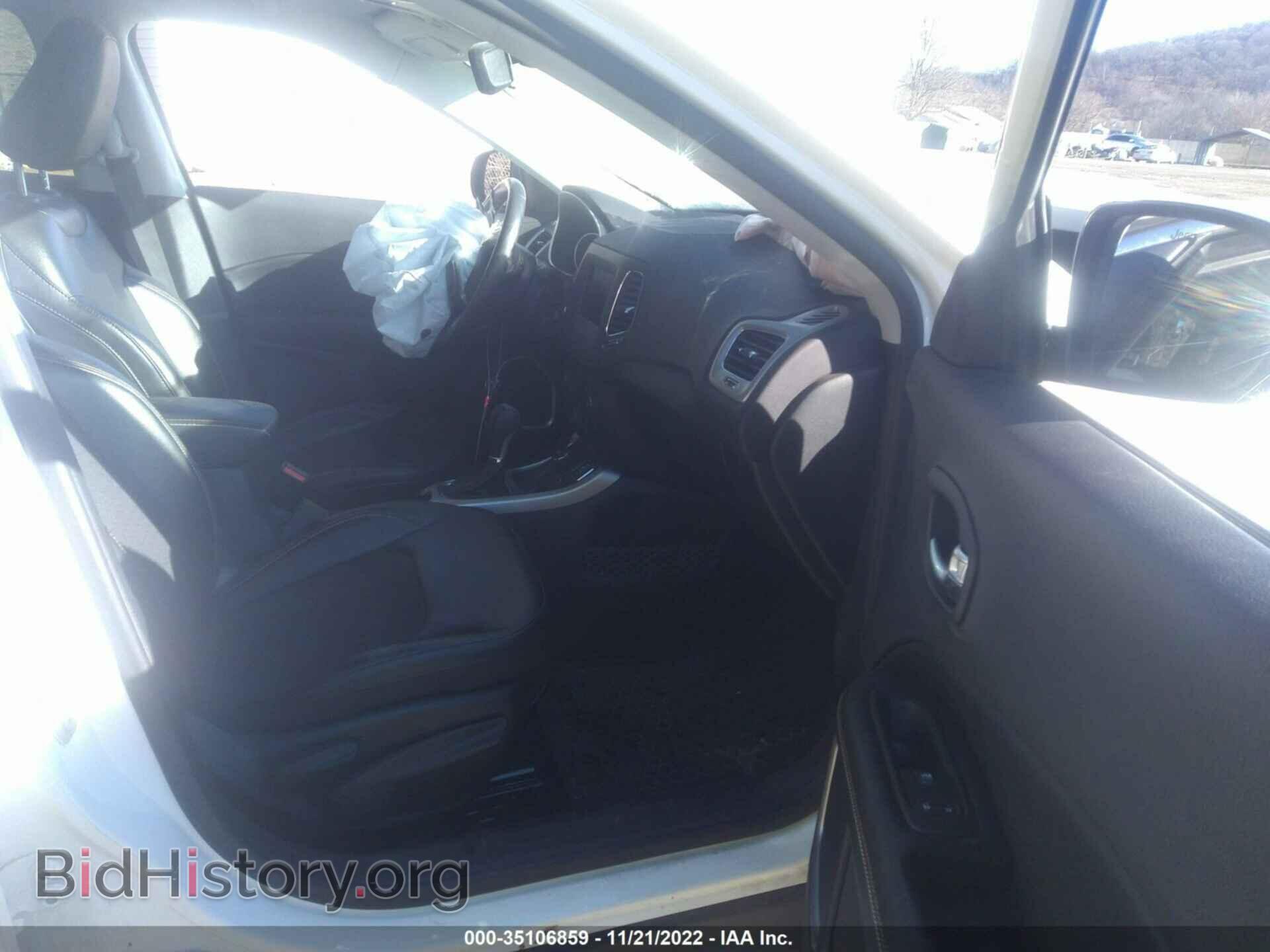 2019 JEEP COMPASS - VIN: 3C4NJDBB8KT836184 - Фото 5