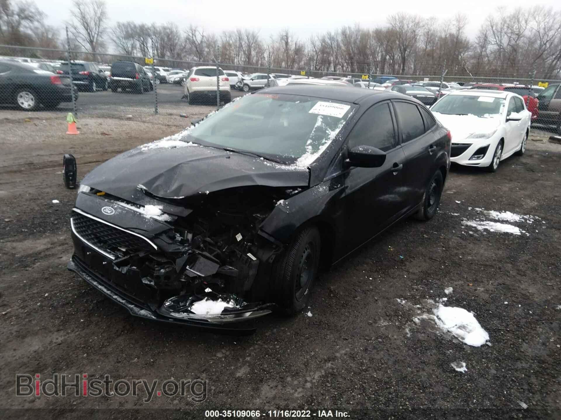 2016 FORD FOCUS - VIN: 1FADP3E28GL242977 - Photo 2
