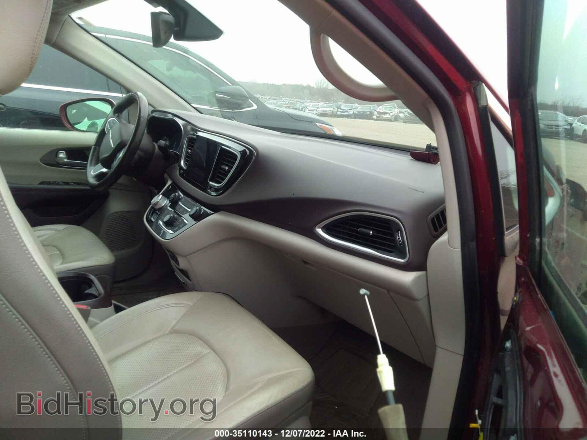 2017 CHRYSLER PACIFICA - VIN: 2C4RC1EGXHR679447 - Фото 5
