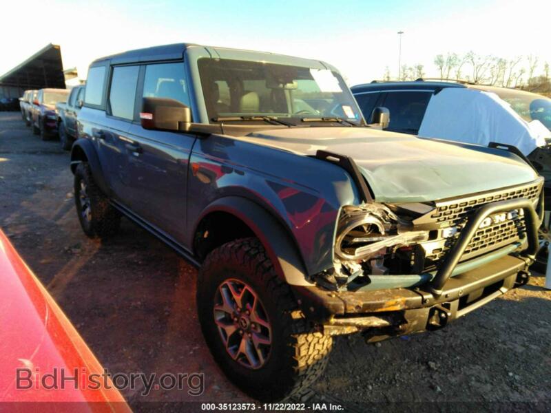 2021 Ford BRONCO Base/Big Bend (VIN 1FMEE5DP8MLA73497) — photo 1 of 11, IAAI, damage: right front