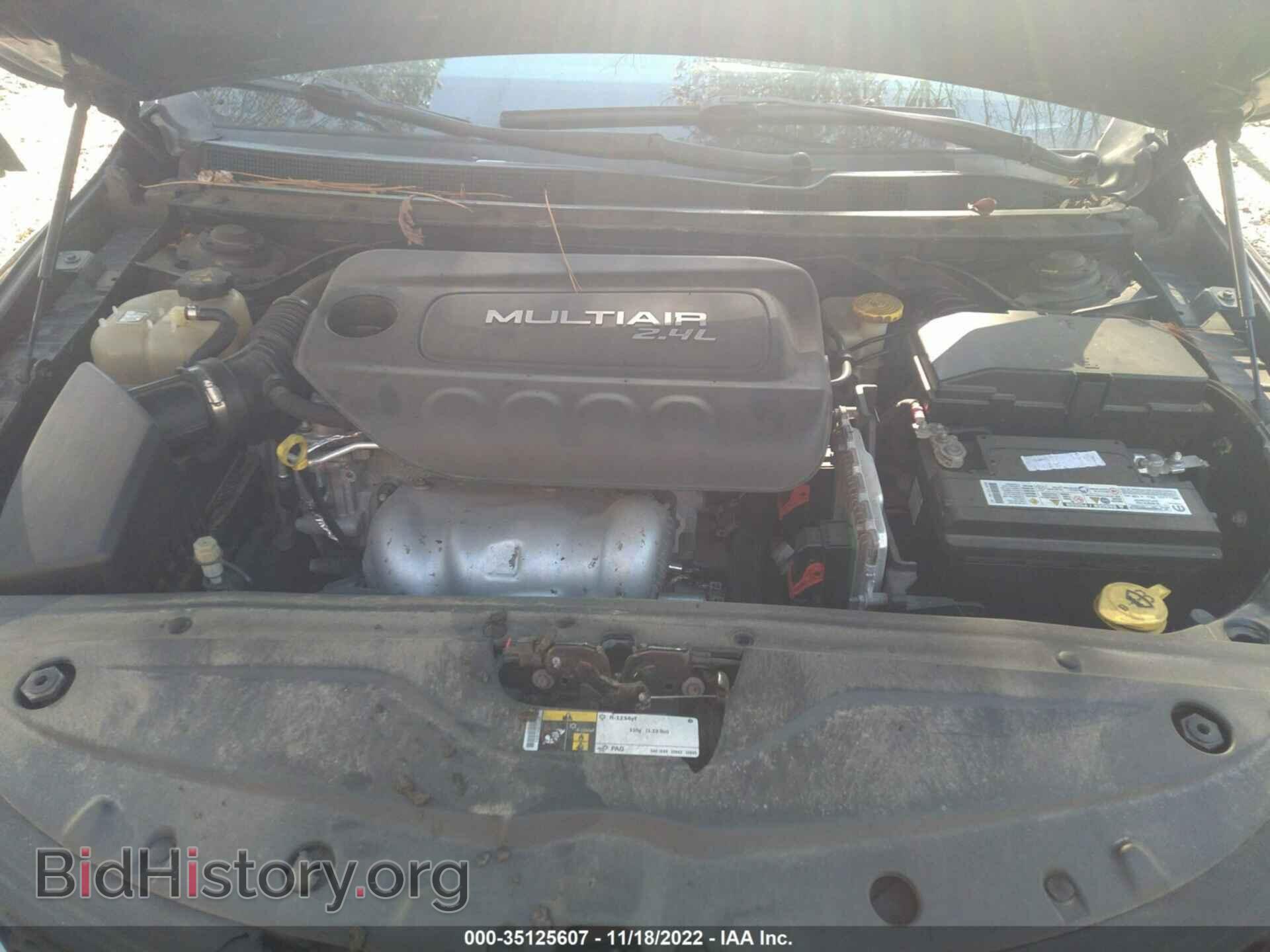 2015 CHRYSLER 200 - VIN: 1C3CCCAB7FN568574 - Фото 10