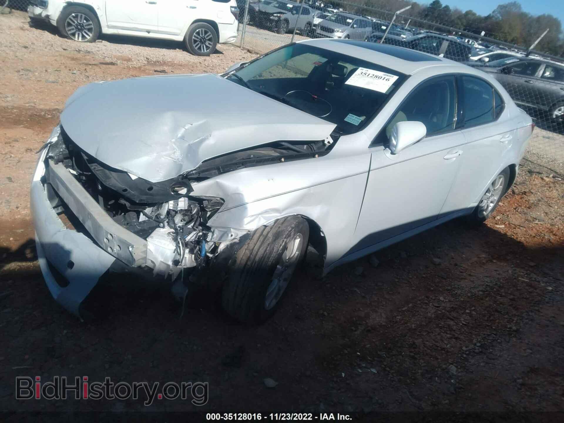 2011 LEXUS IS 250 - VIN: JTHBF5C20B5131354 - Фото 2