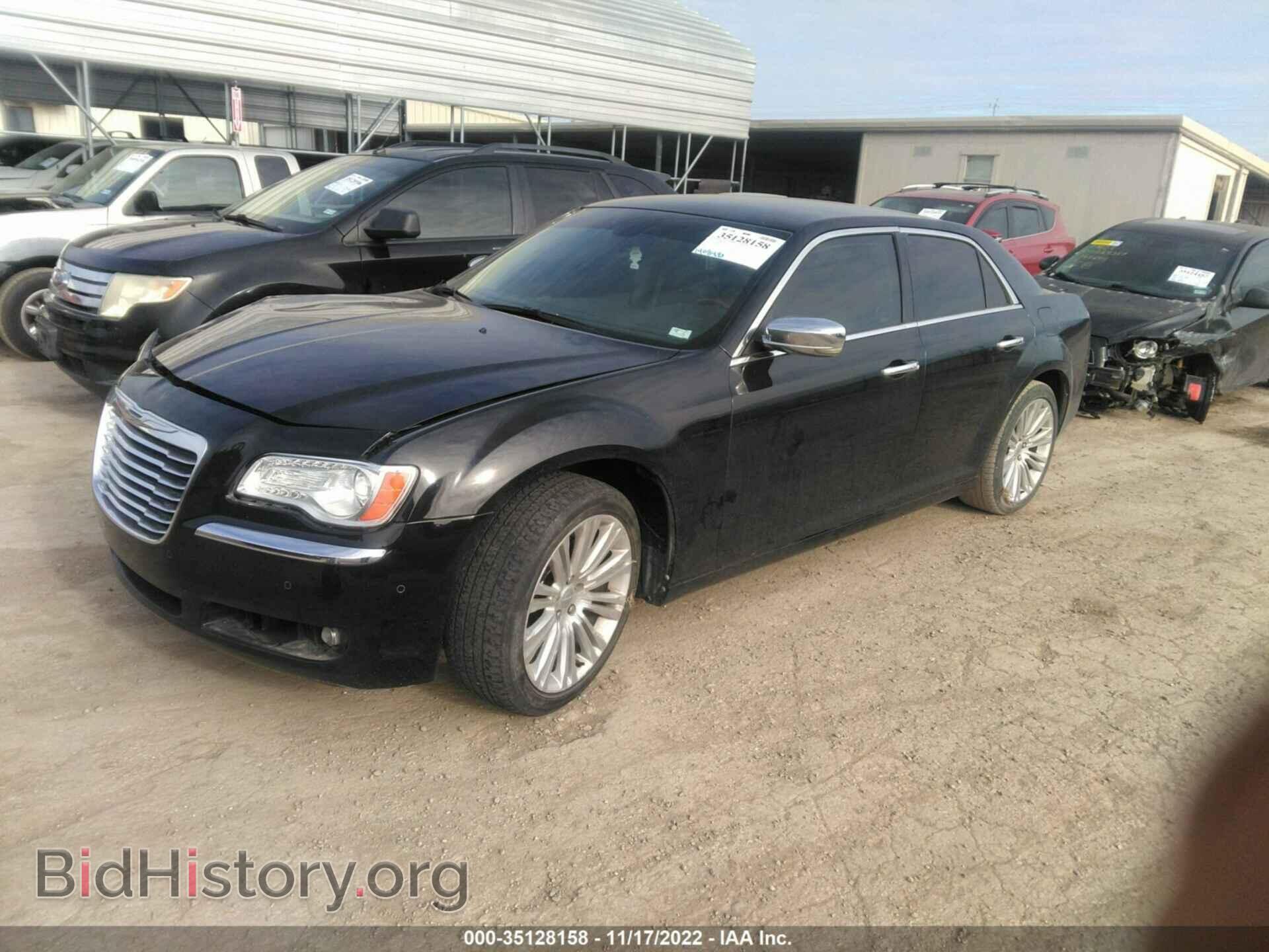 2011 CHRYSLER 300 - VIN: 2C3CA6CT6BH595376 - Фото 2