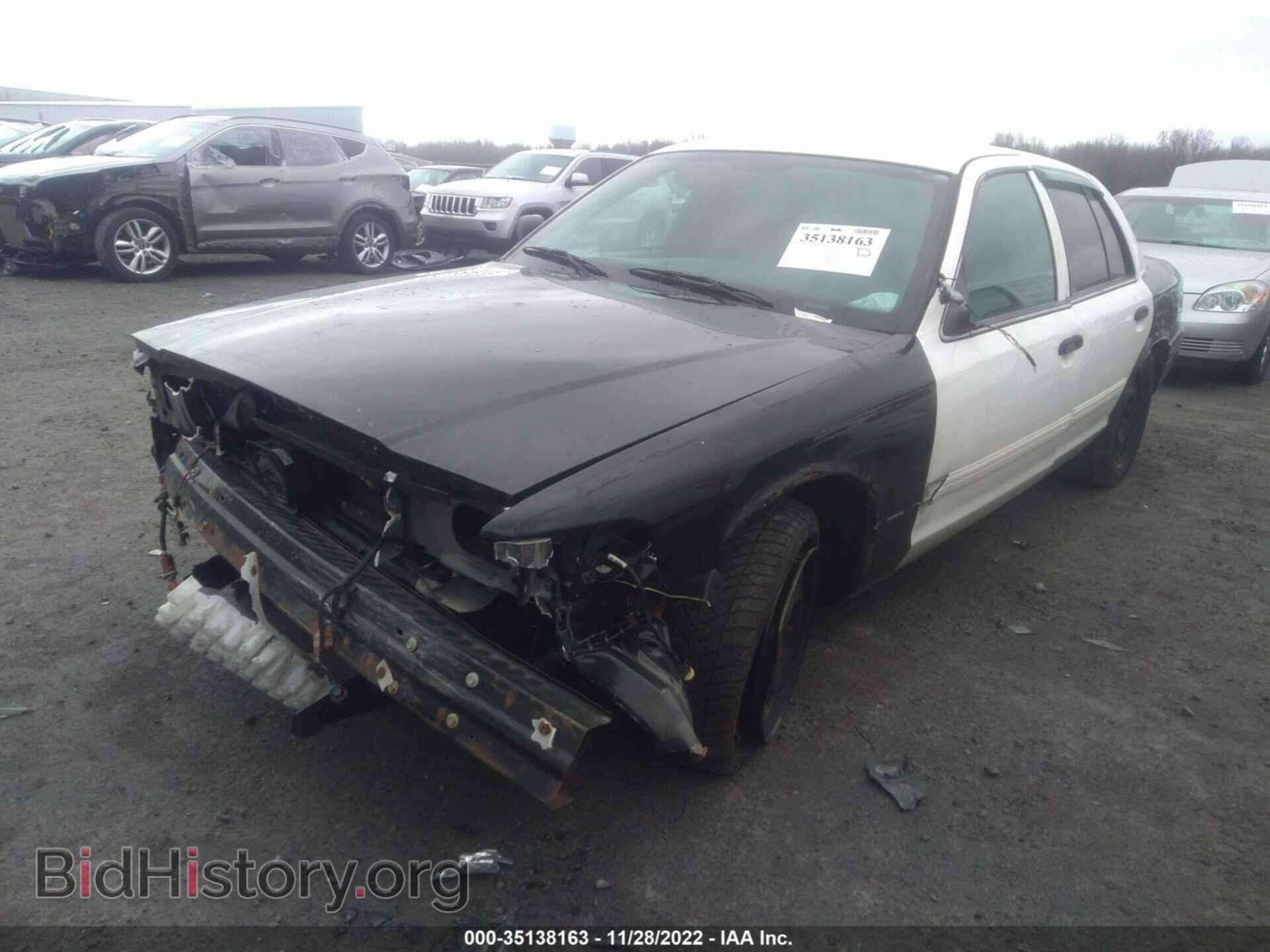 2011 FORD POLICE INTERCEPTOR - VIN: 2FABP7BV2BX176838 - Фото 2