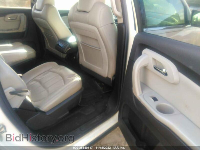 2011 Chevrolet TRAVERSE (VIN 1GNKVLED7BJ205052) — фото 8 из 12