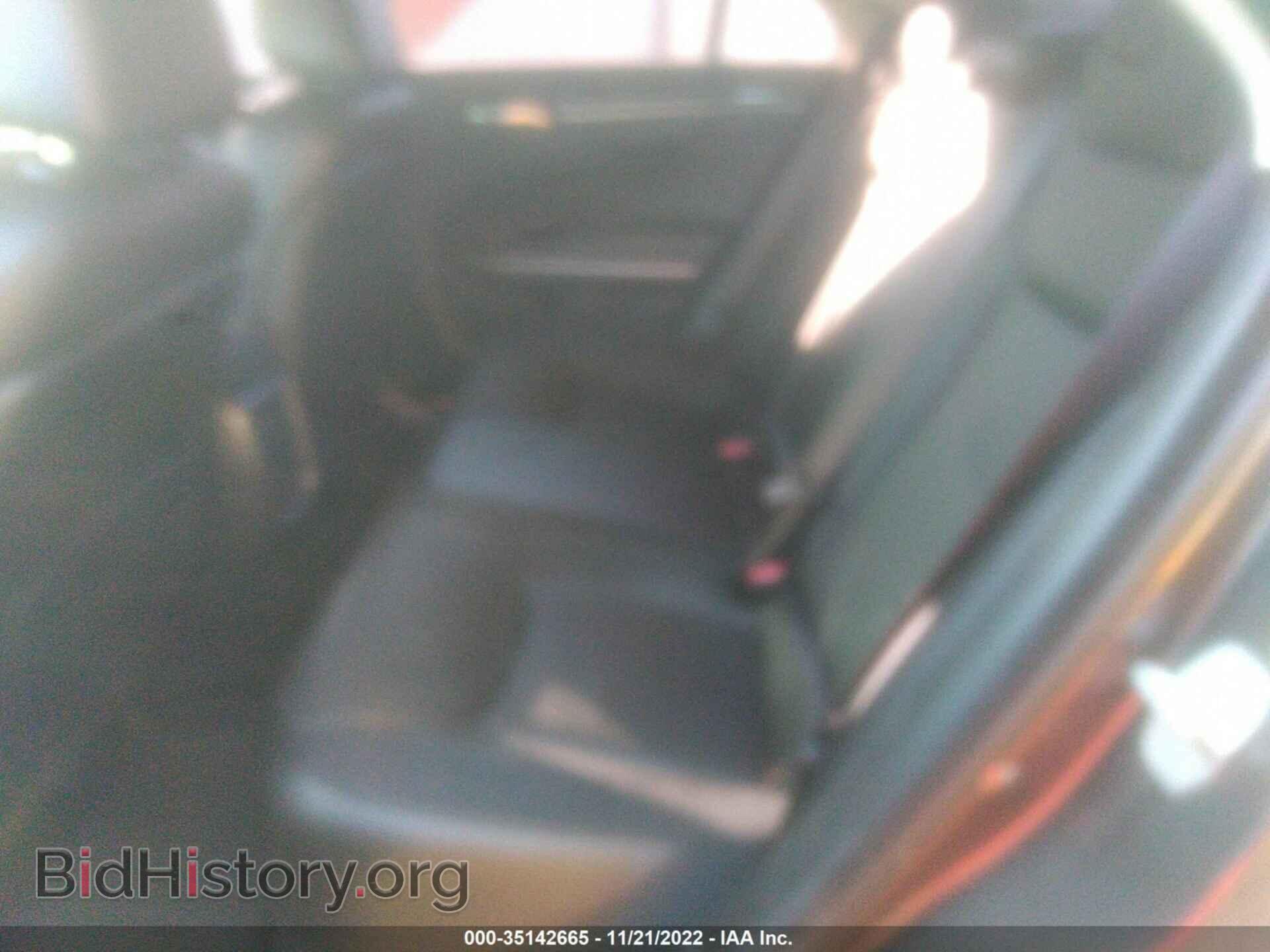 2019 CHRYSLER 300 - VIN: 2C3CCAKG7KH594951 - Фото 8