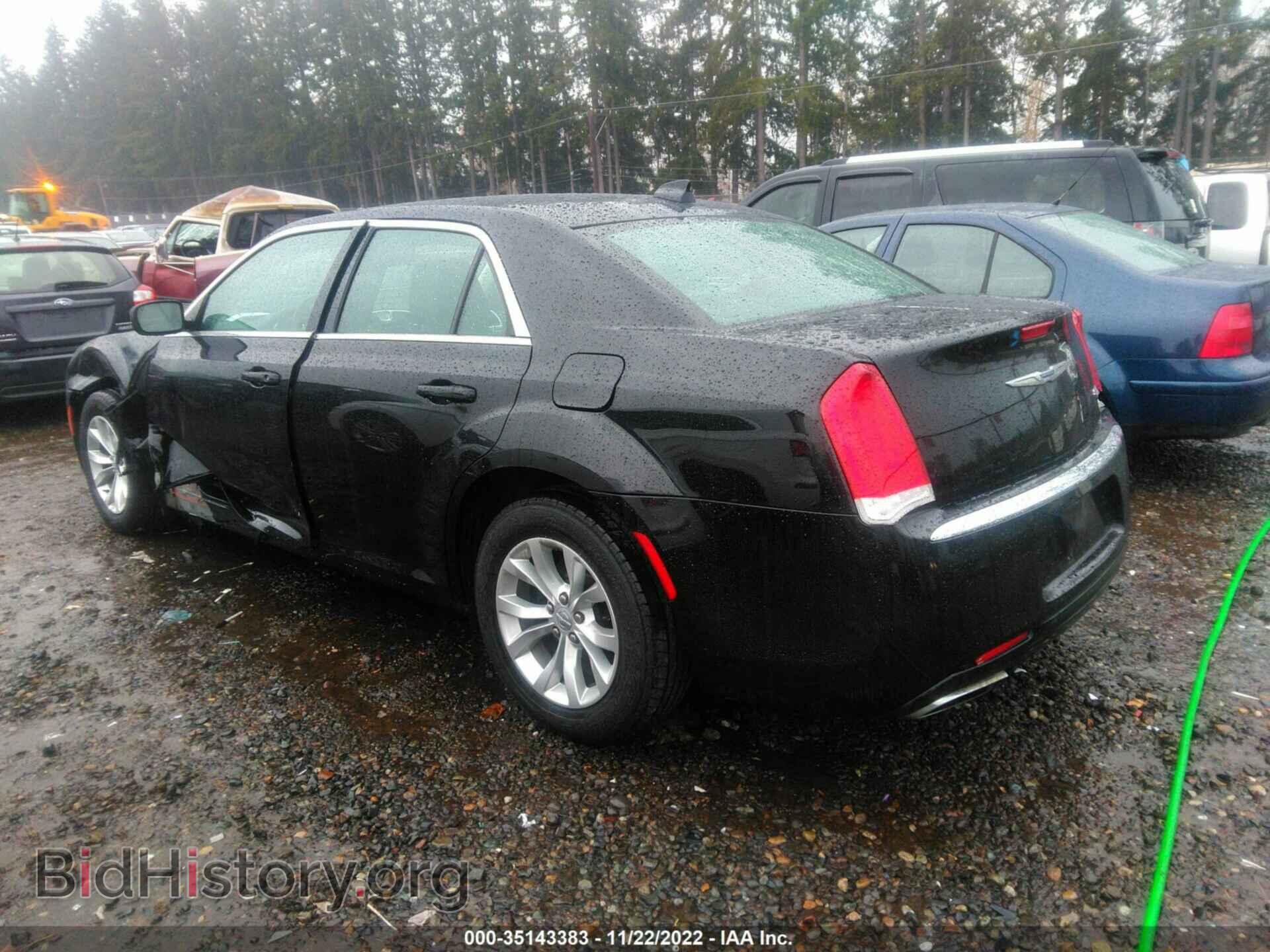 2015 CHRYSLER 300 - VIN: 2C3CCAAG3FH876026 - Фото 3