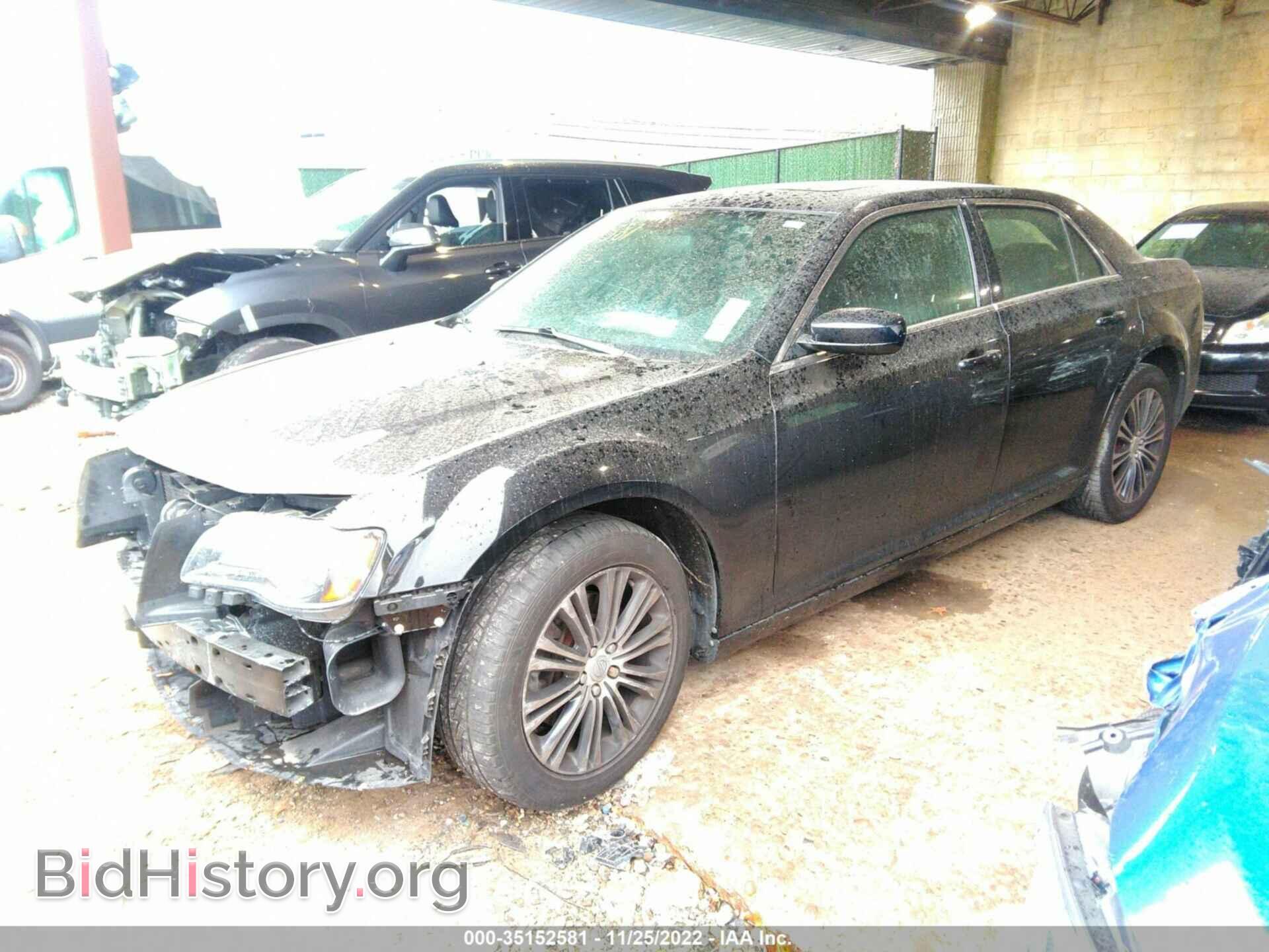 2014 CHRYSLER 300 - VIN: 2C3CCAGG7EH203861 - Photo 2