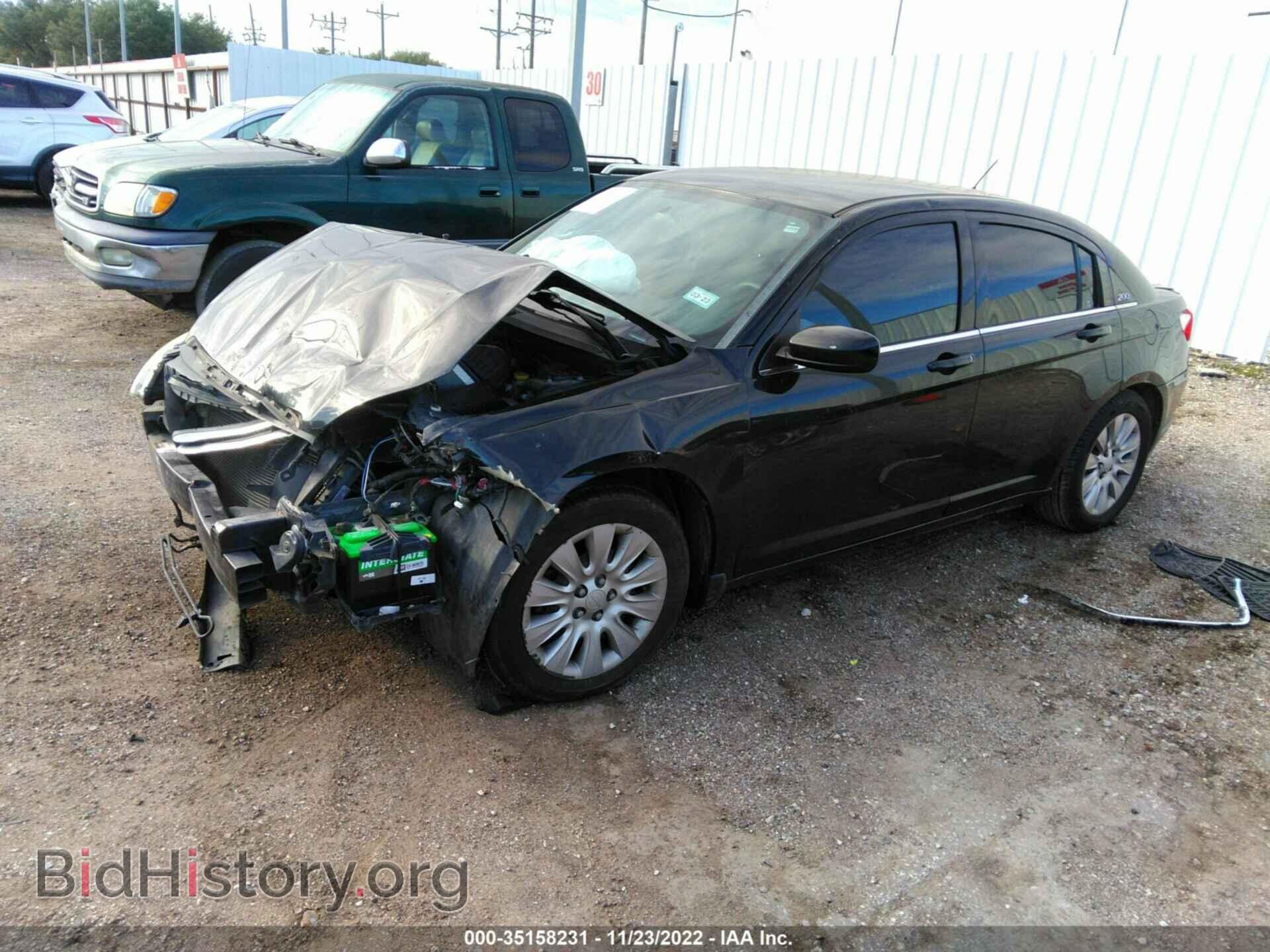 2014 CHRYSLER 200 - VIN: 1C3CCBAB7EN168264 - Фото 2