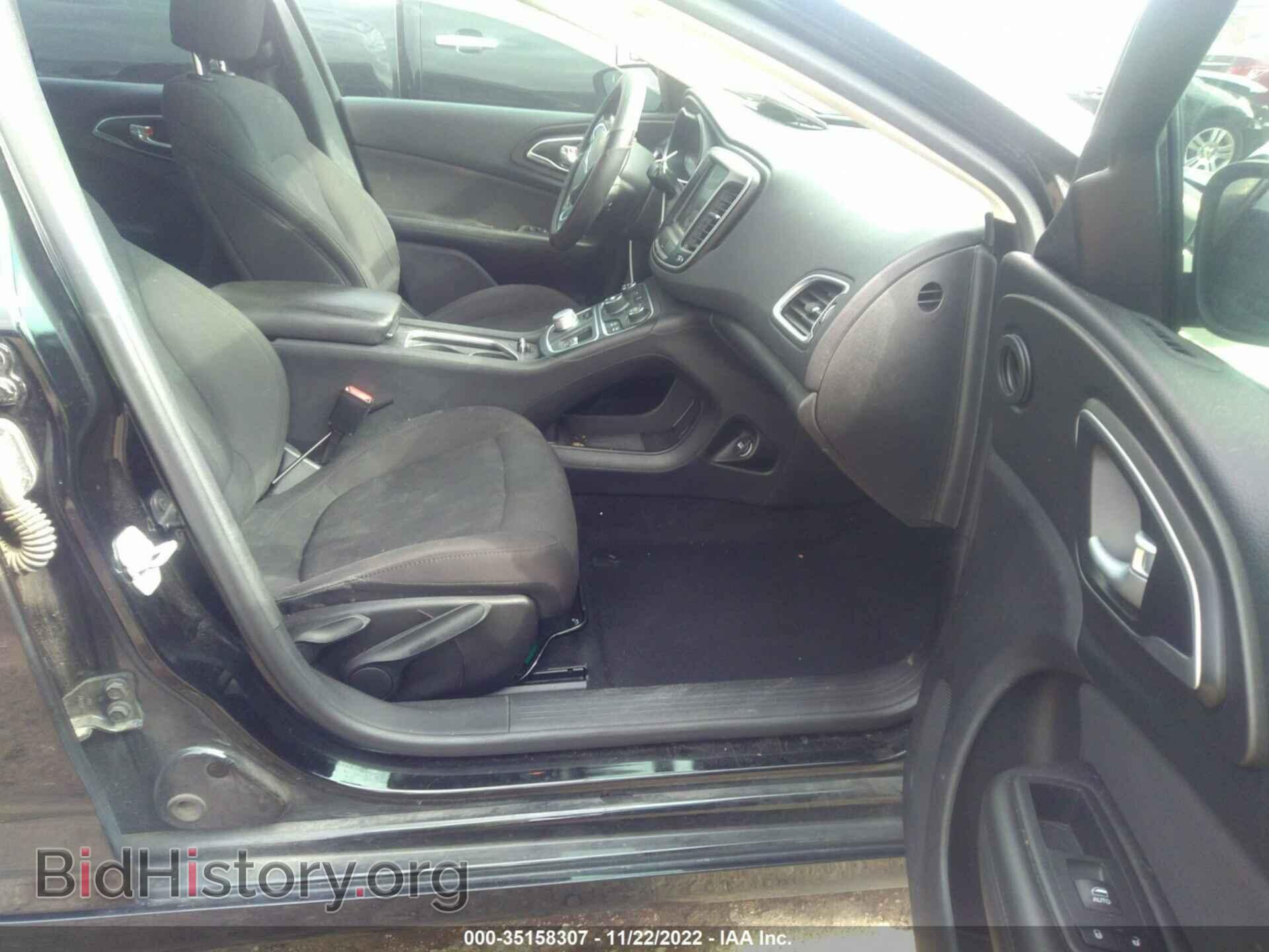 2016 CHRYSLER 200 - VIN: 1C3CCCAB0GN104625 - Фото 5