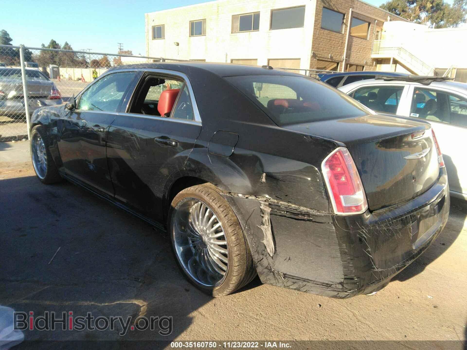 2013 CHRYSLER 300 - VIN: 2C3CCABG2DH644092 - Фото 3