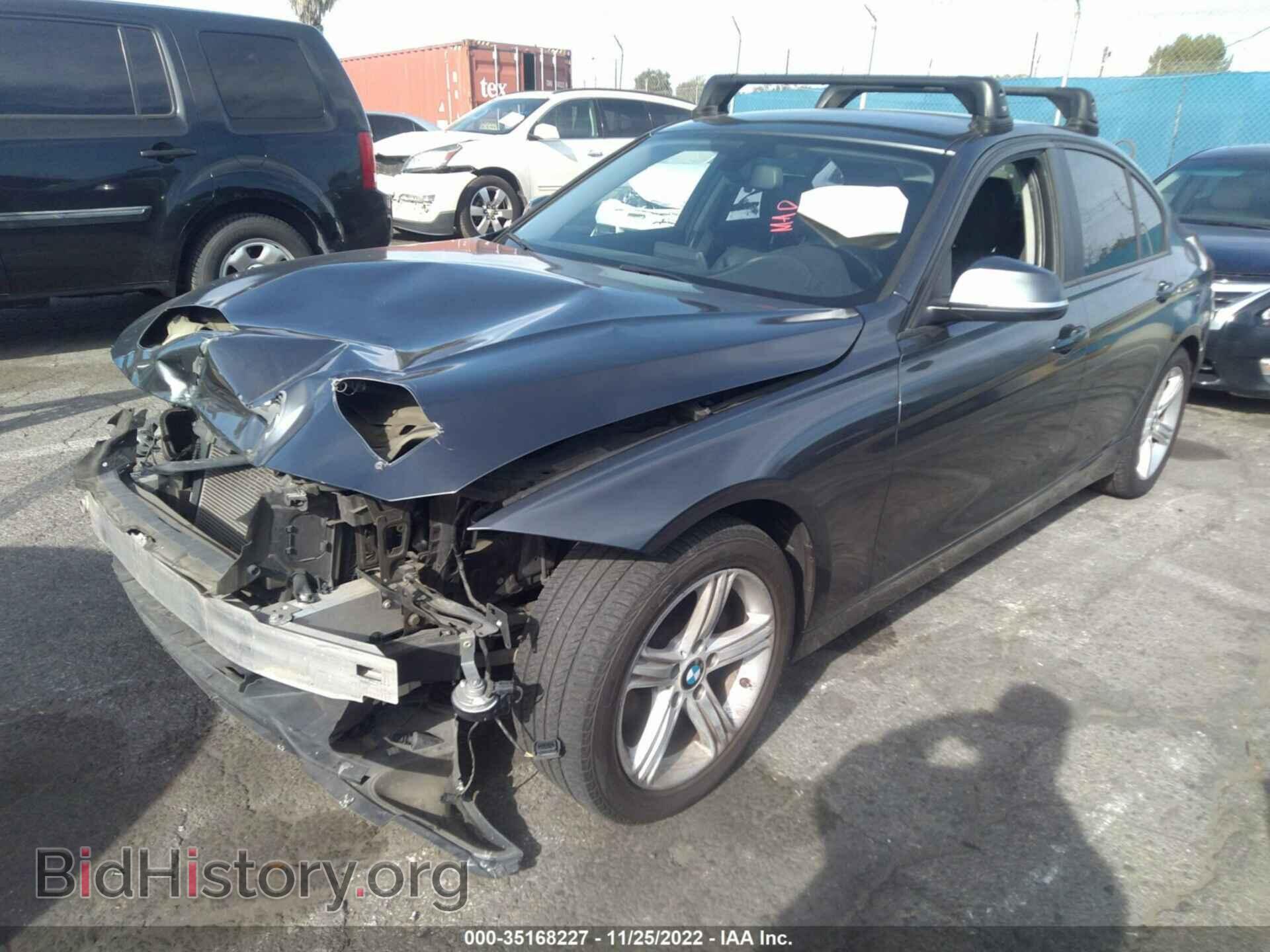 2013 BMW 3 SERIES - VIN: WBA3C1C5XDF438977 - Фото 2