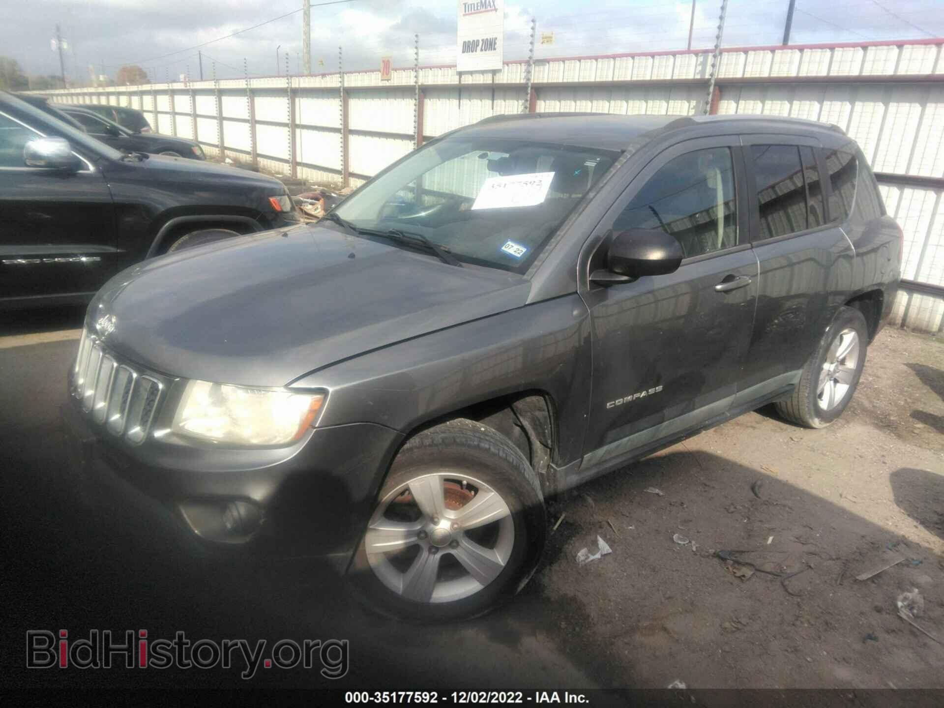 2011 JEEP COMPASS - VIN: 1J4NT1FB2BD264919 - Photo 2