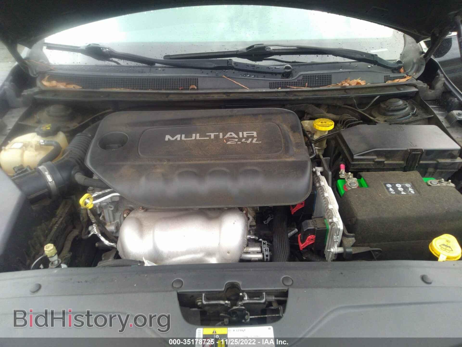 2015 CHRYSLER 200 - VIN: 1C3CCCAB2FN580633 - Photo 10