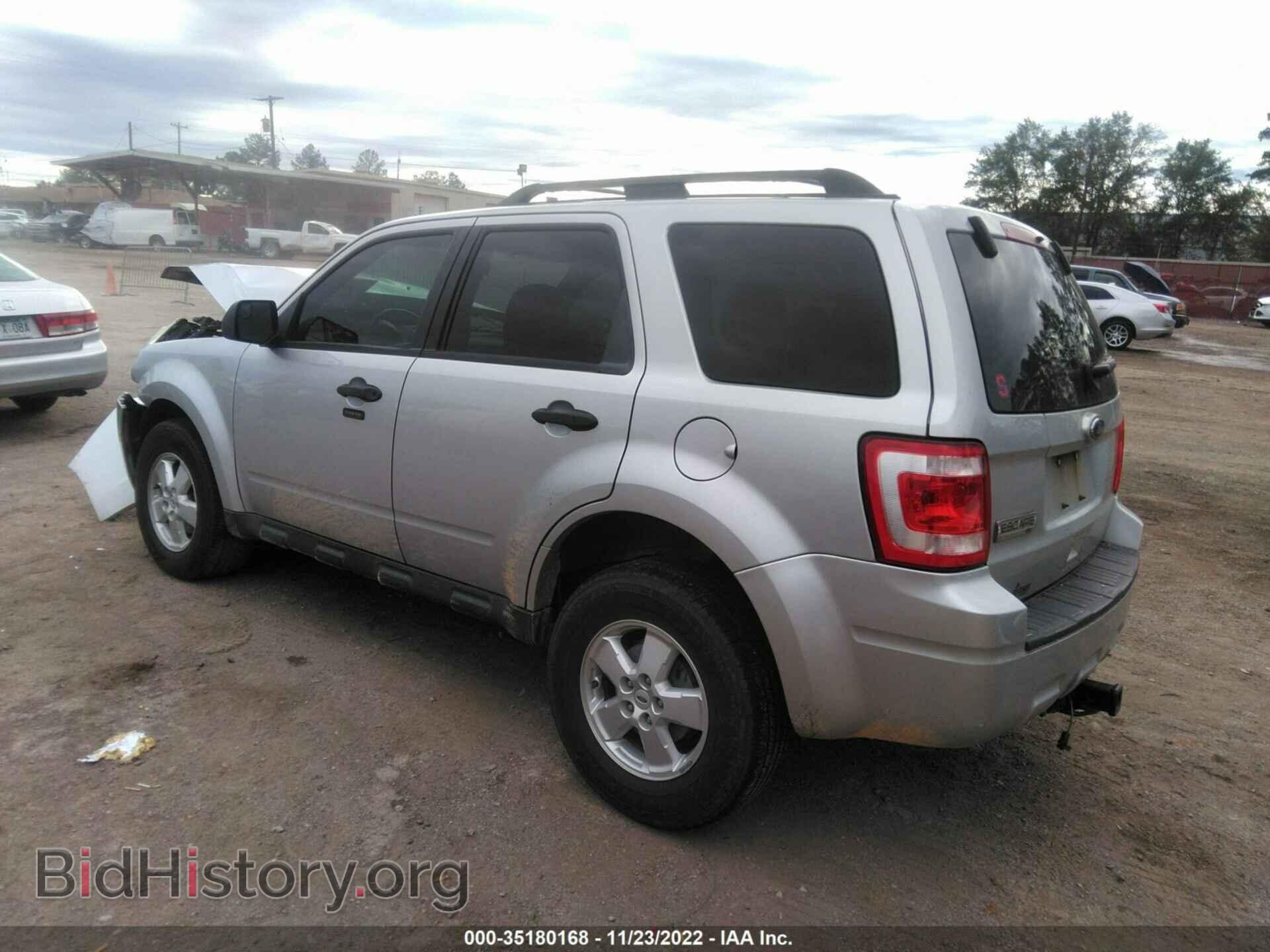 2010 FORD ESCAPE - VIN: 1FMCU0D72AKA70044 - Фото 3